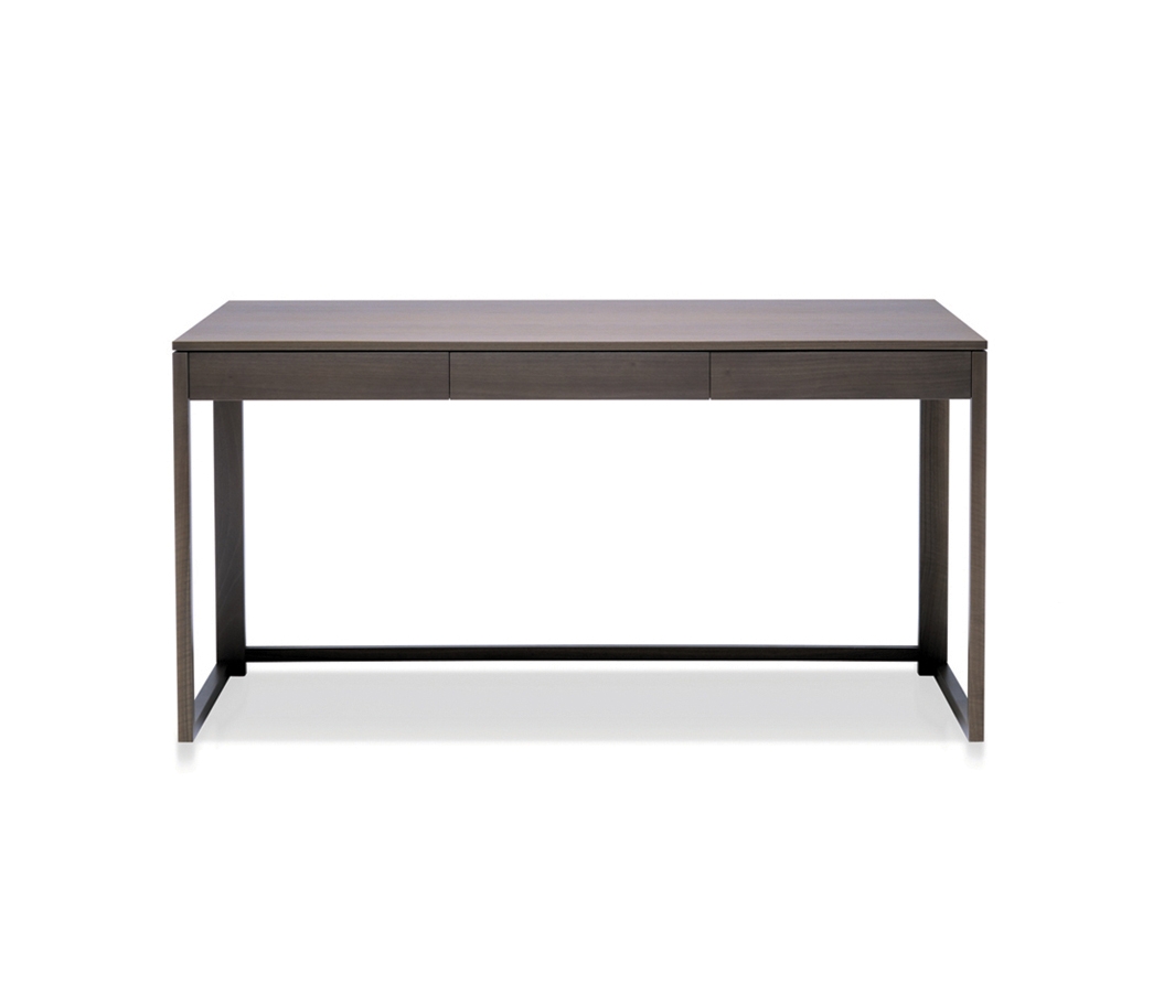 Display product Oscar Table from manufacturer Neue Wiener Werkstätte