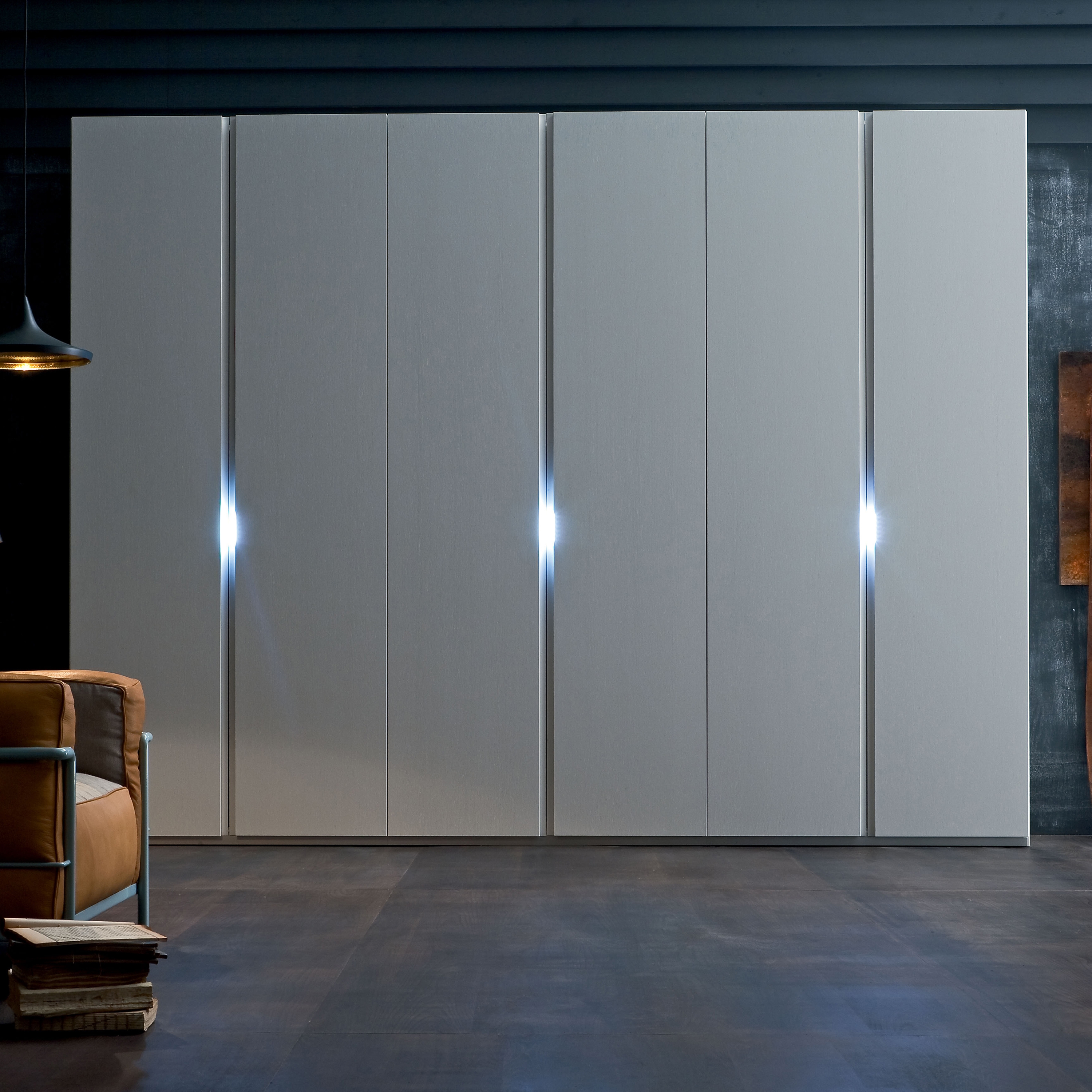 Display product SpazioLab Hinged Linear from manufacturer Silenia