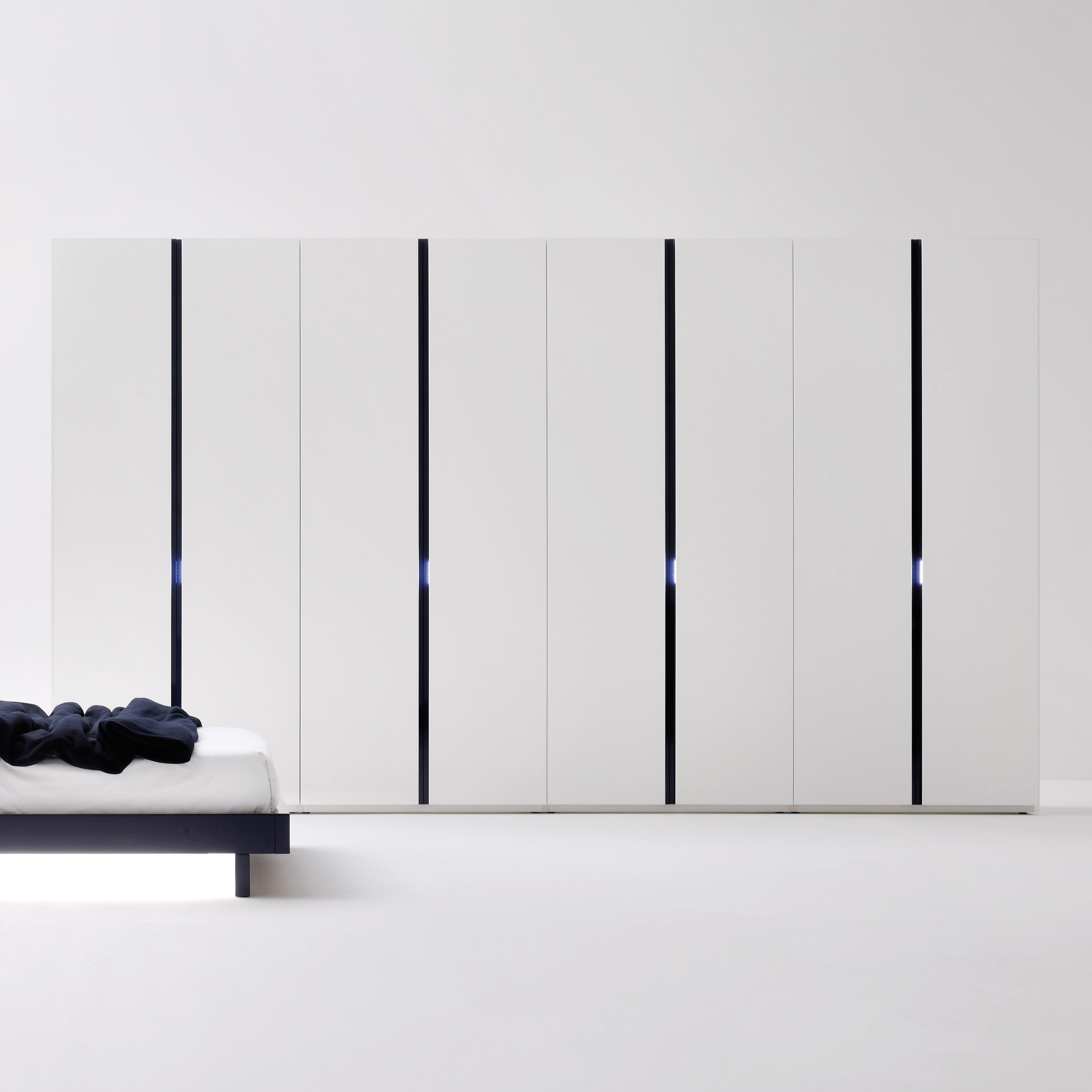 Produkt SpazioLab Hinged Linear des Herstellers Silenia anzeigen
