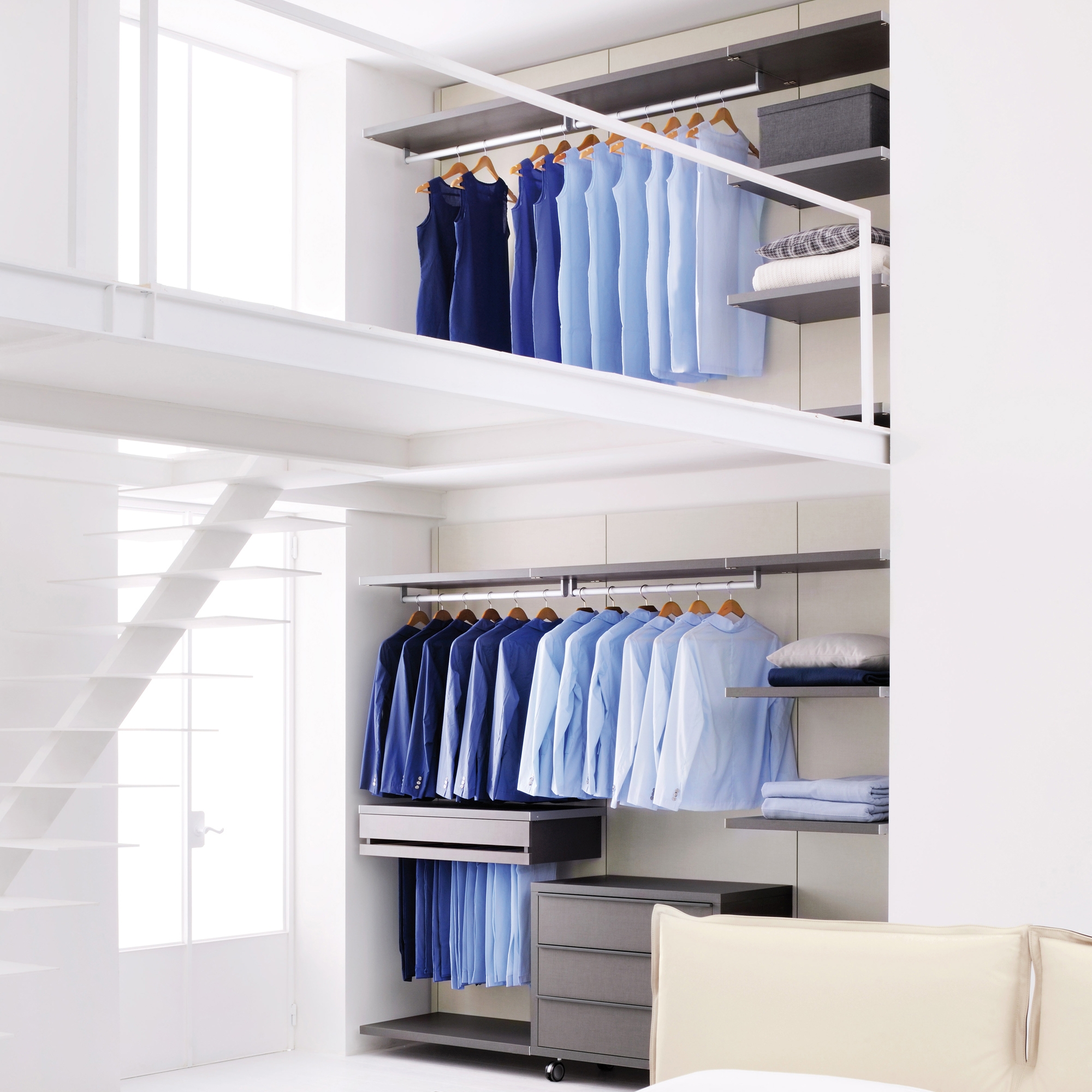 Display product Oasi Walk-in closet from manufacturer Silenia