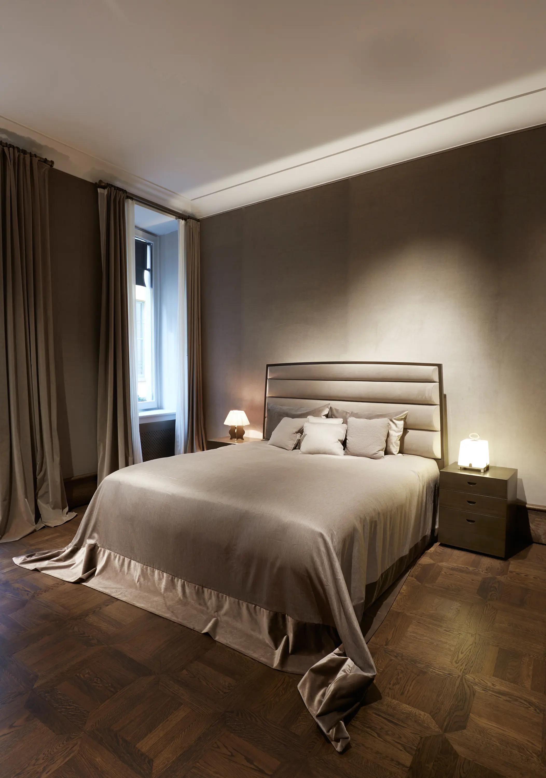 Promemoria - Balbianello headboard