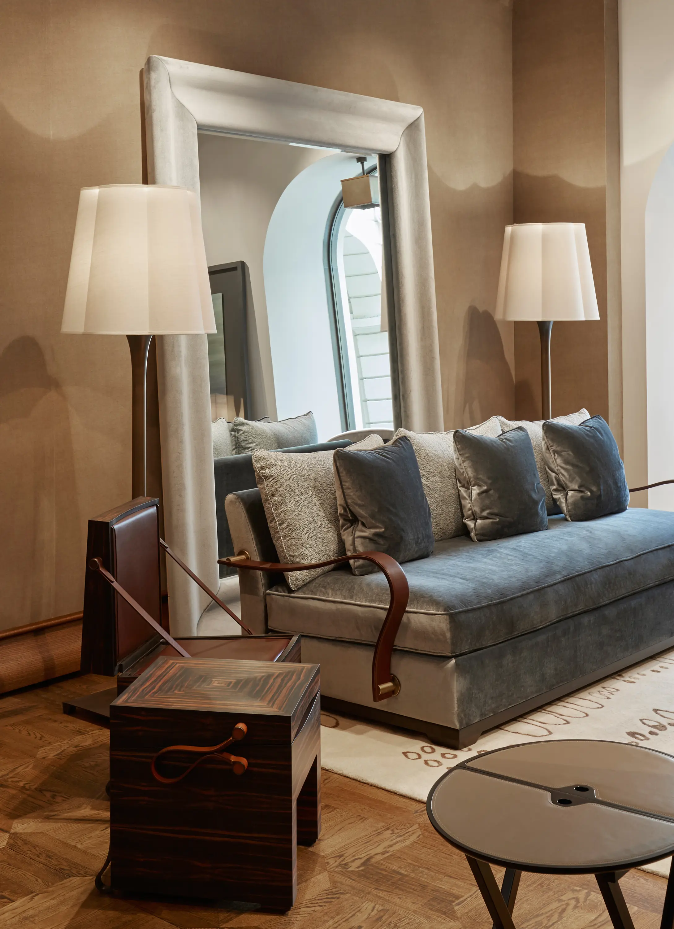 Promemoria - Augusto sofa