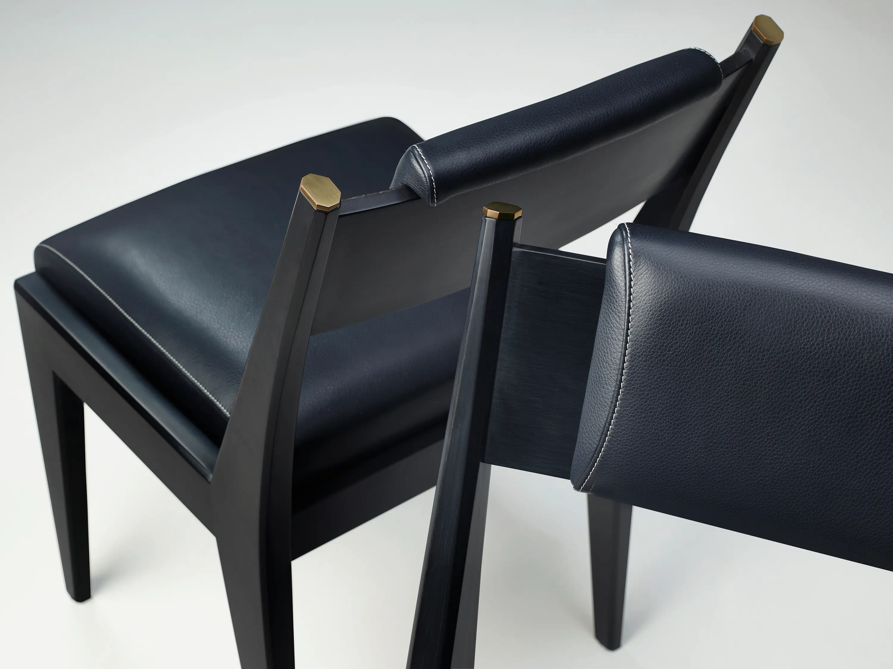 Promemoria - Iris chair