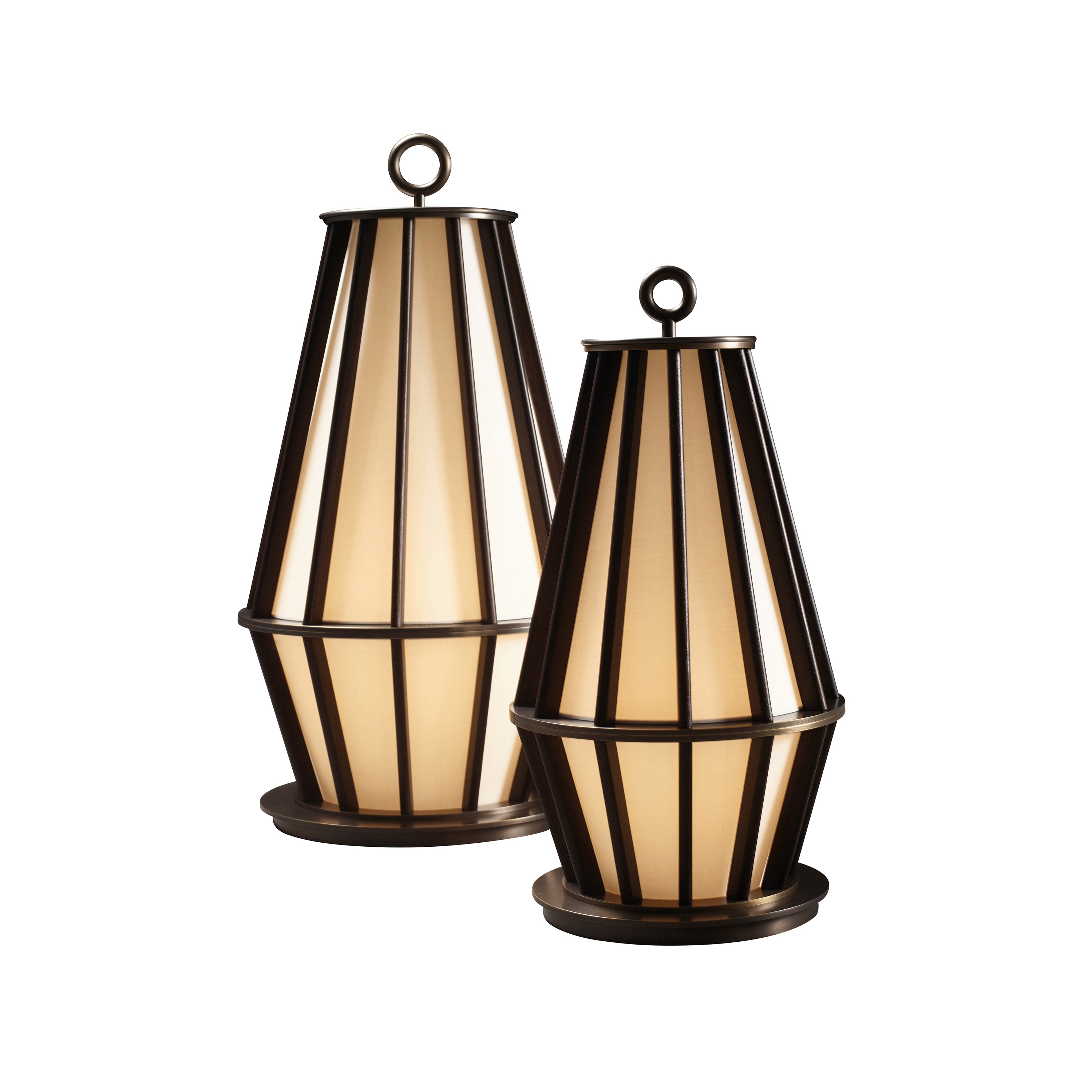 Display product Mirtilla floor lamp from manufacturer Promemoria