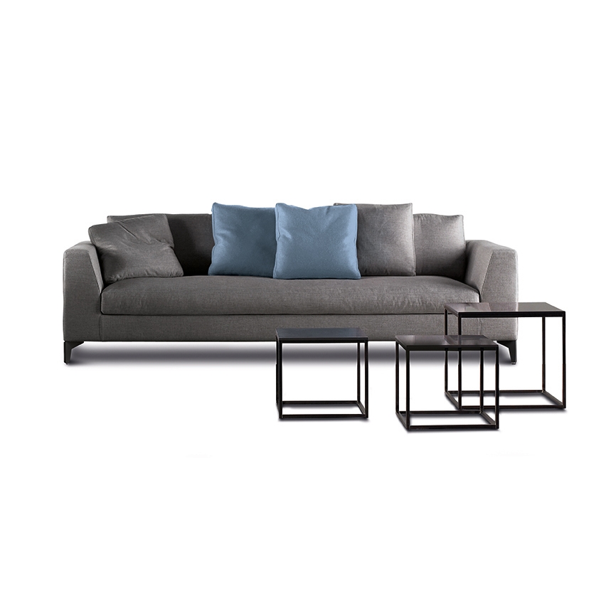 Display product Louis Up from manufacturer Meridiani