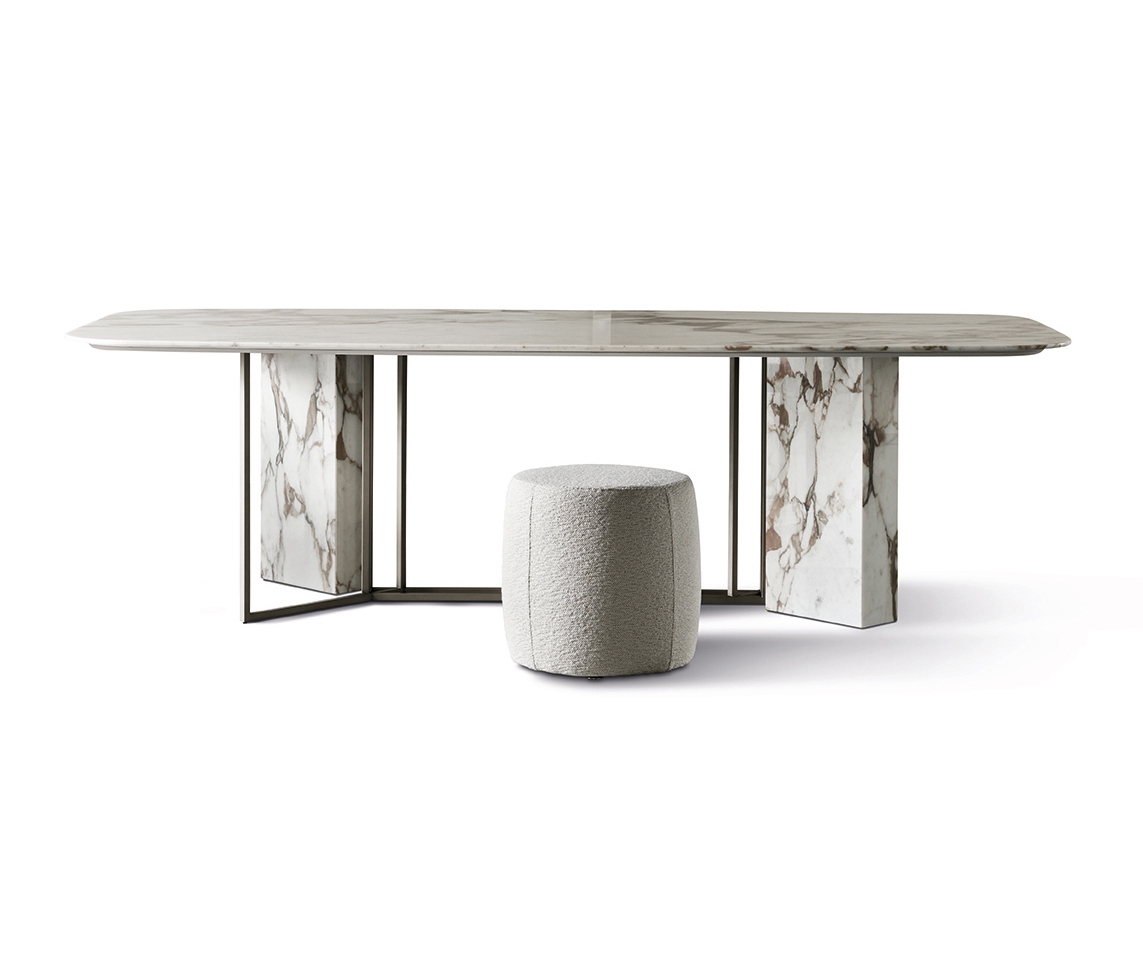 Display product Plinto from manufacturer Meridiani