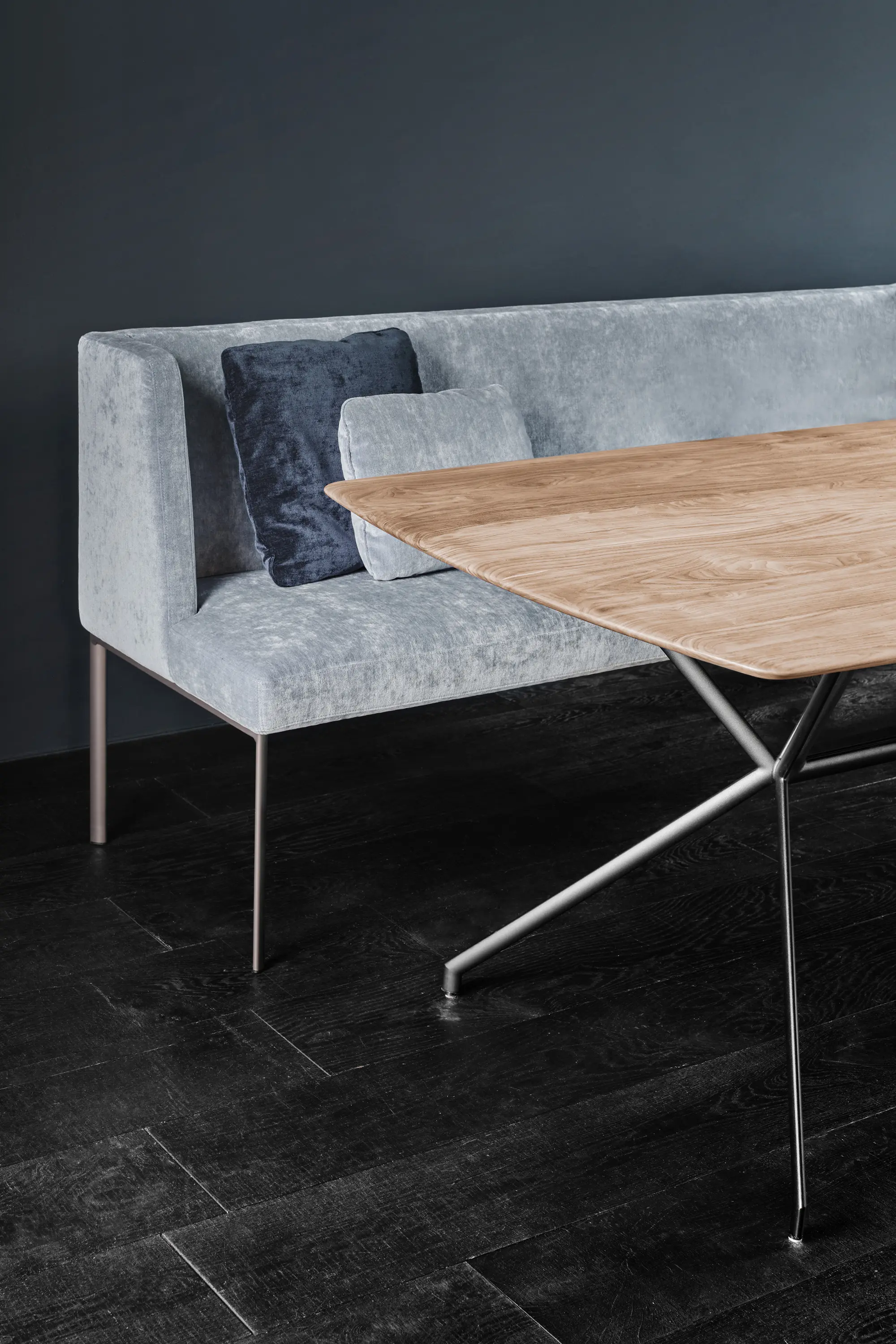 Christine Kröncke - Taras Dining Table