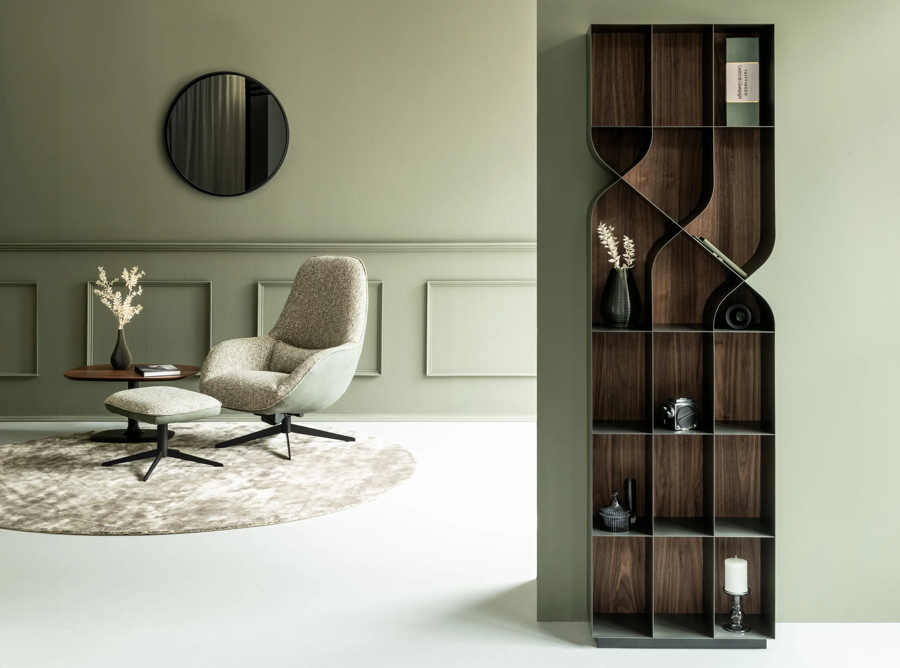 Christine Kröncke - Shelf