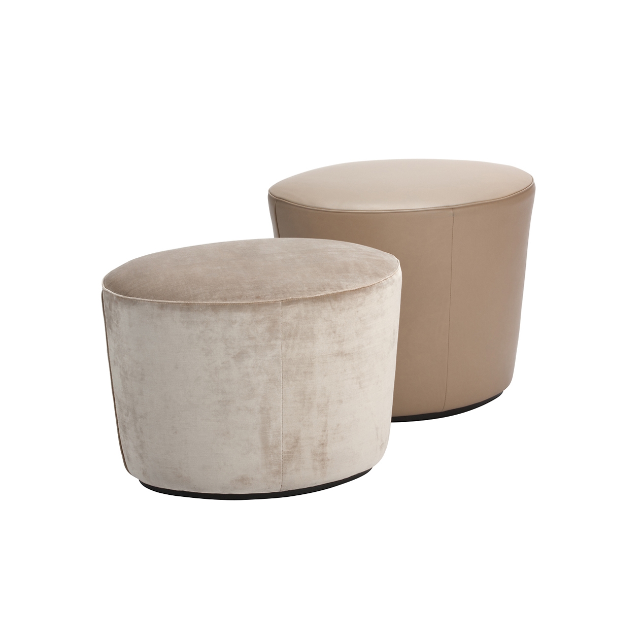 Afficher le produit Easy Pouf oval du fabricant Christine Kröncke