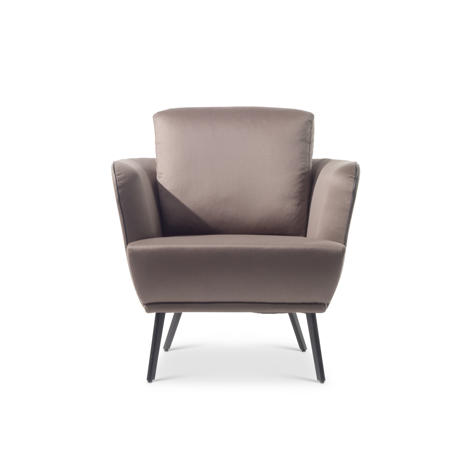 Mostra il prodotto Nona Armchair del produttore Christine Kröncke