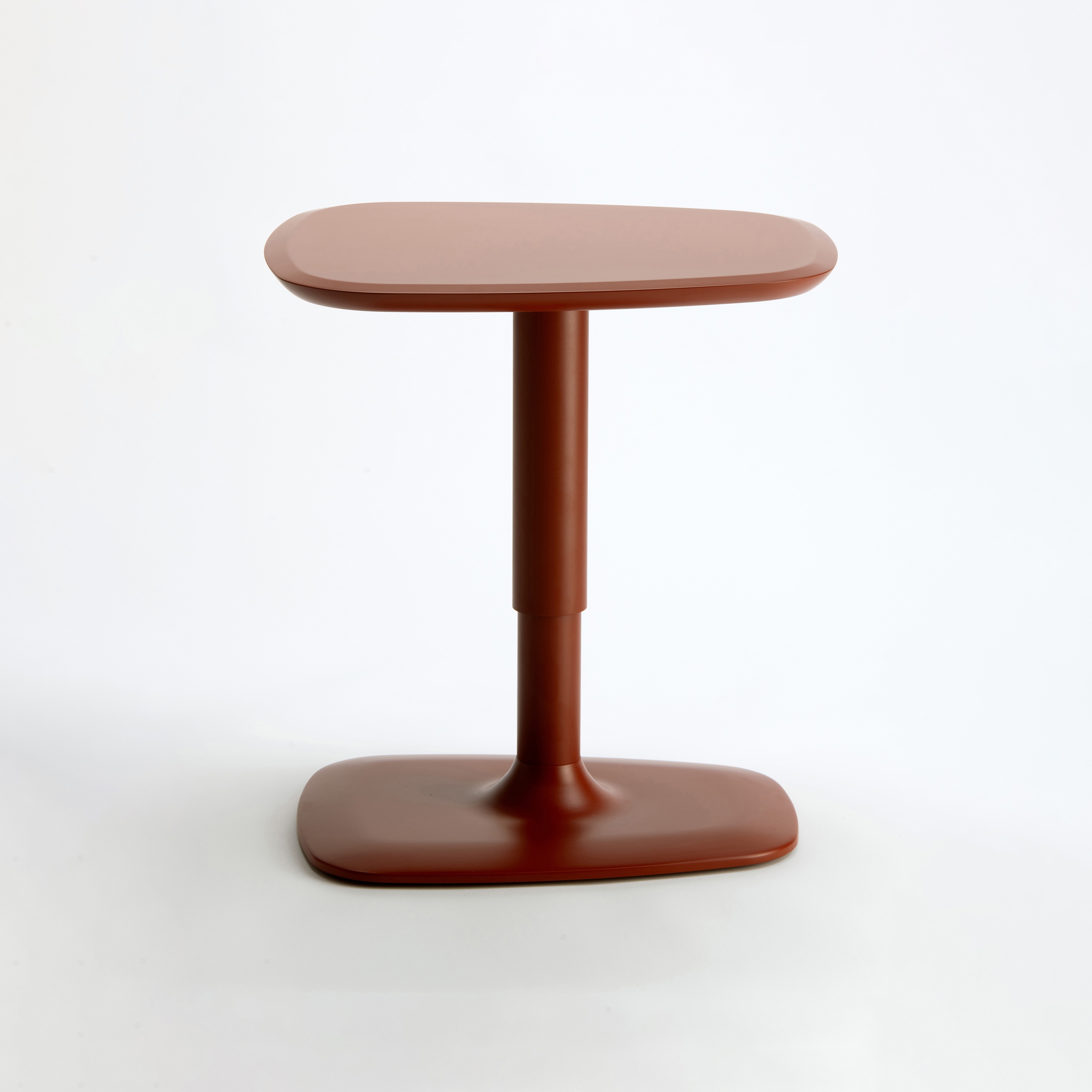 Display product Joyce BT Side Table from manufacturer Christine Kröncke