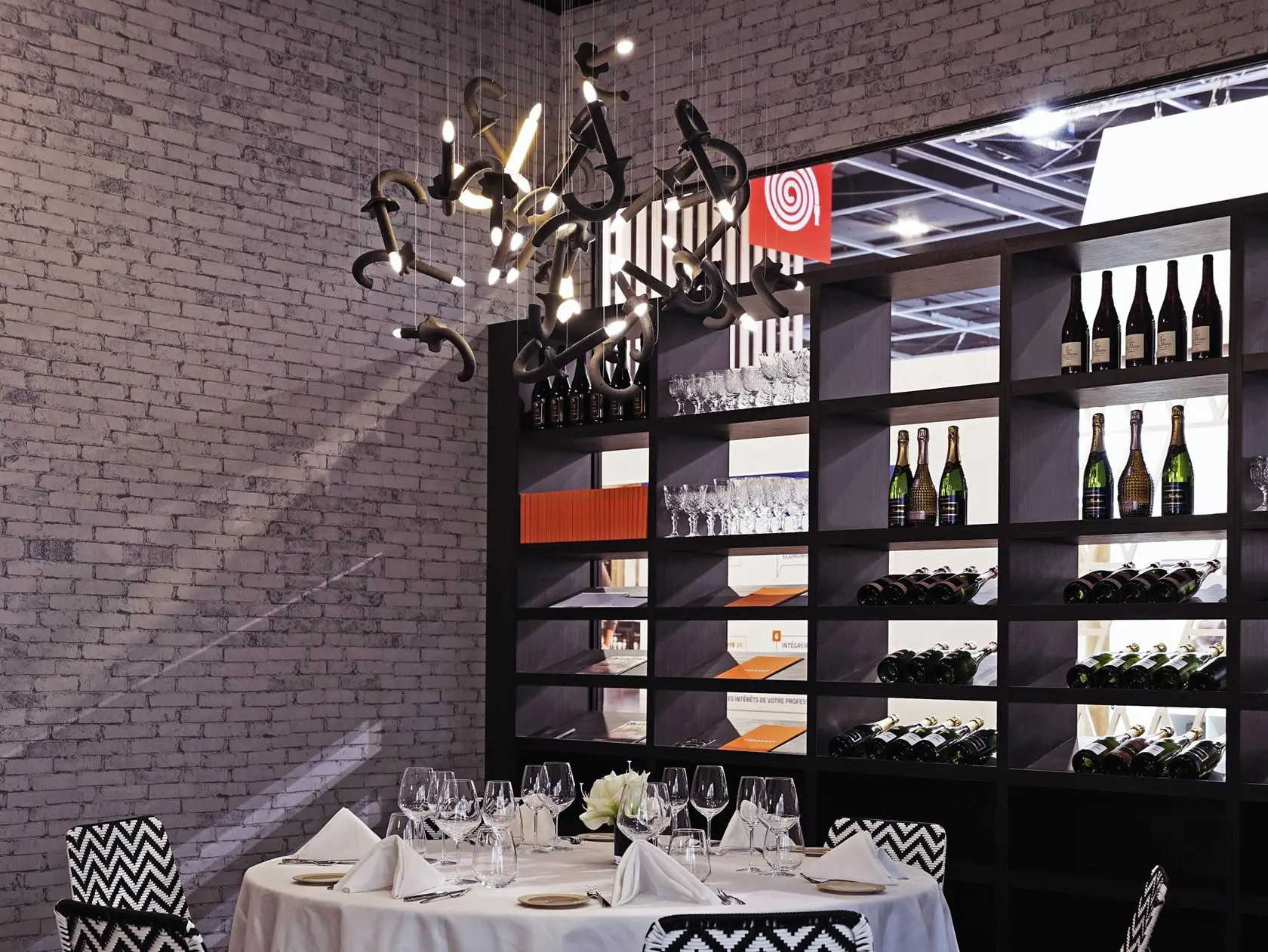 BEAU&BIEN - Wersailles | Deconstructivism