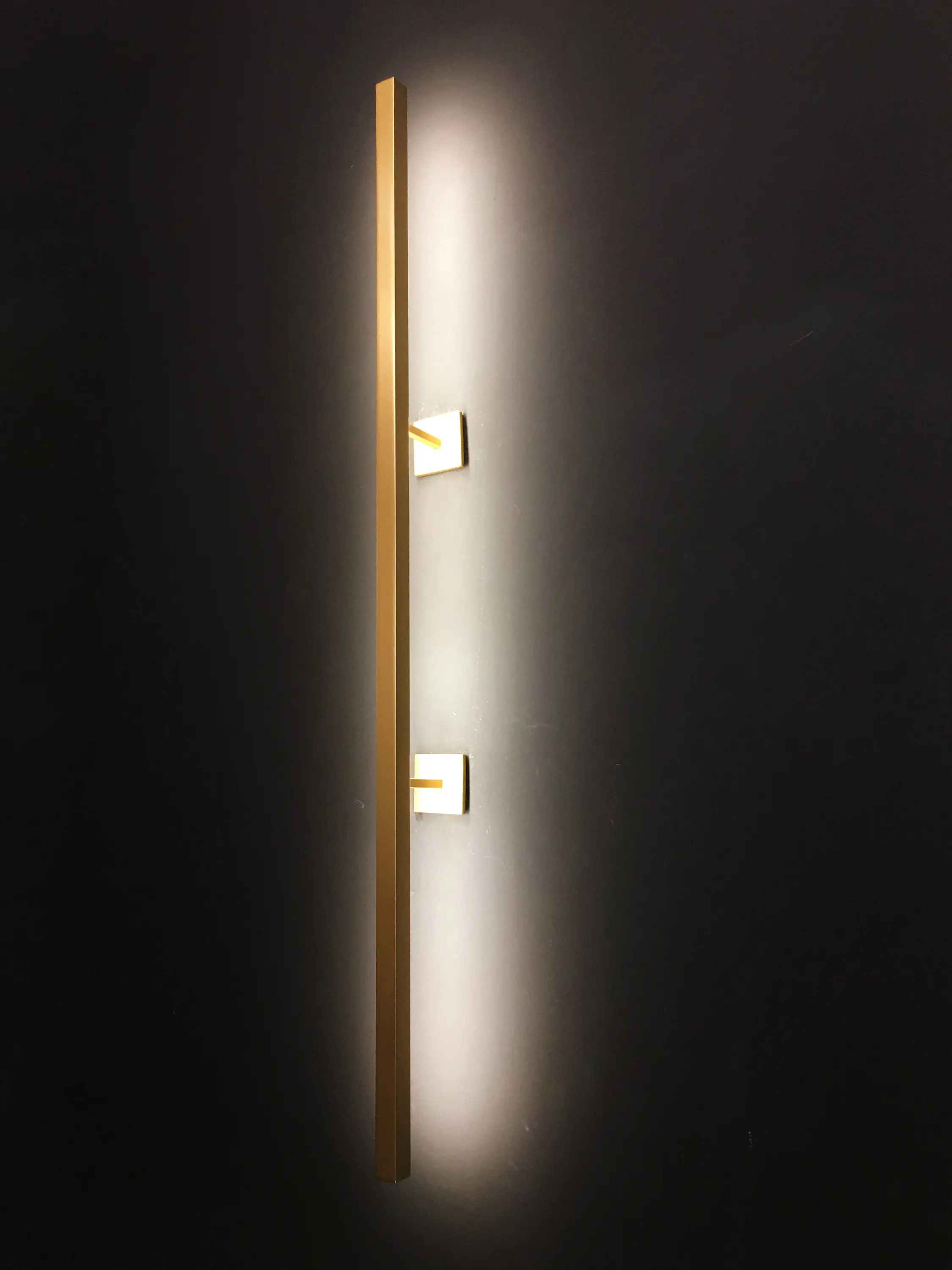 gallery-slide-0