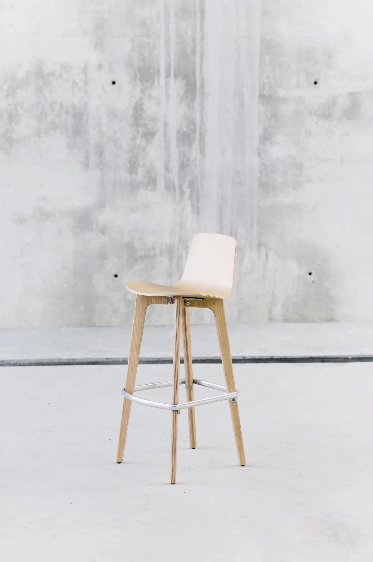 ENEA - Lottus Wood stool