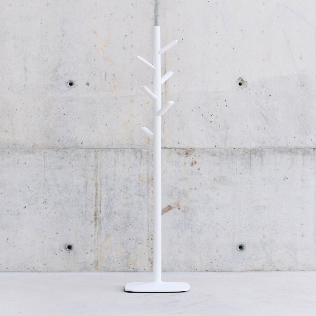 Caddy coat stand