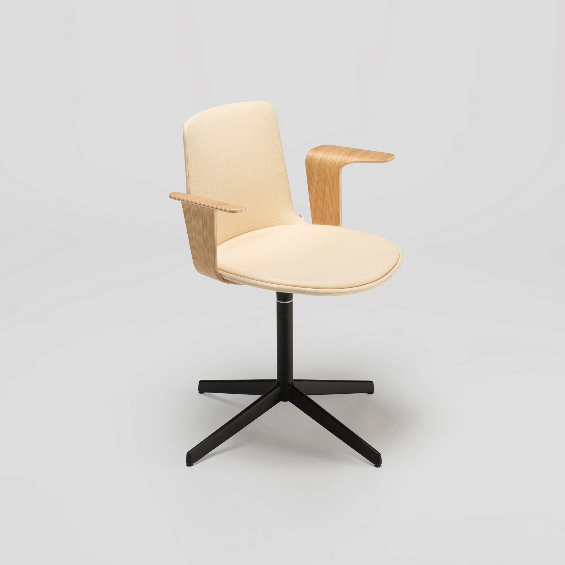 Display product Lottus confident chair from manufacturer ENEA