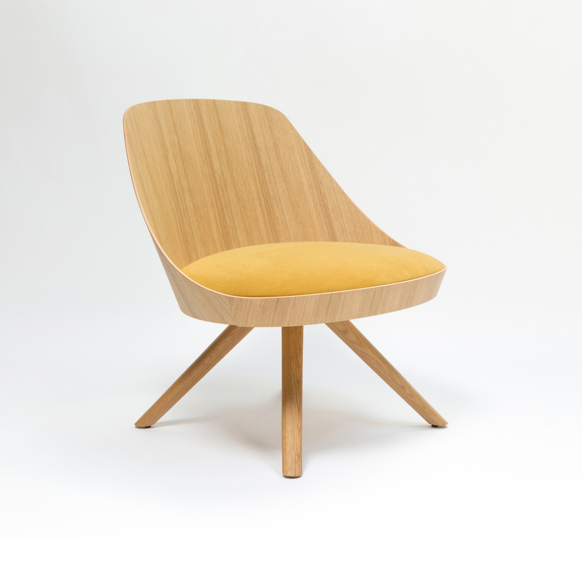 Display product Kaiak lounge spin wood from manufacturer ENEA