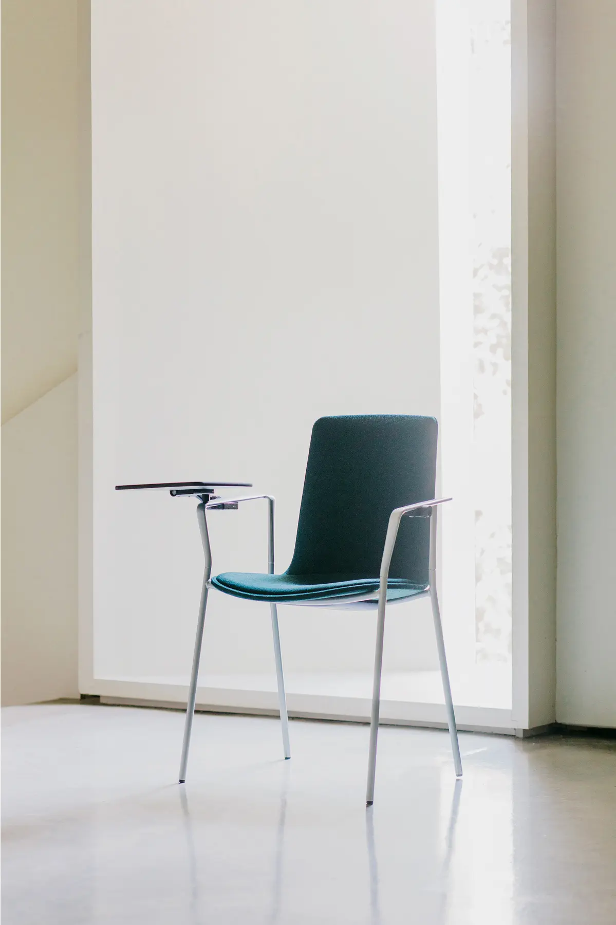 ENEA - Lottus High armchair