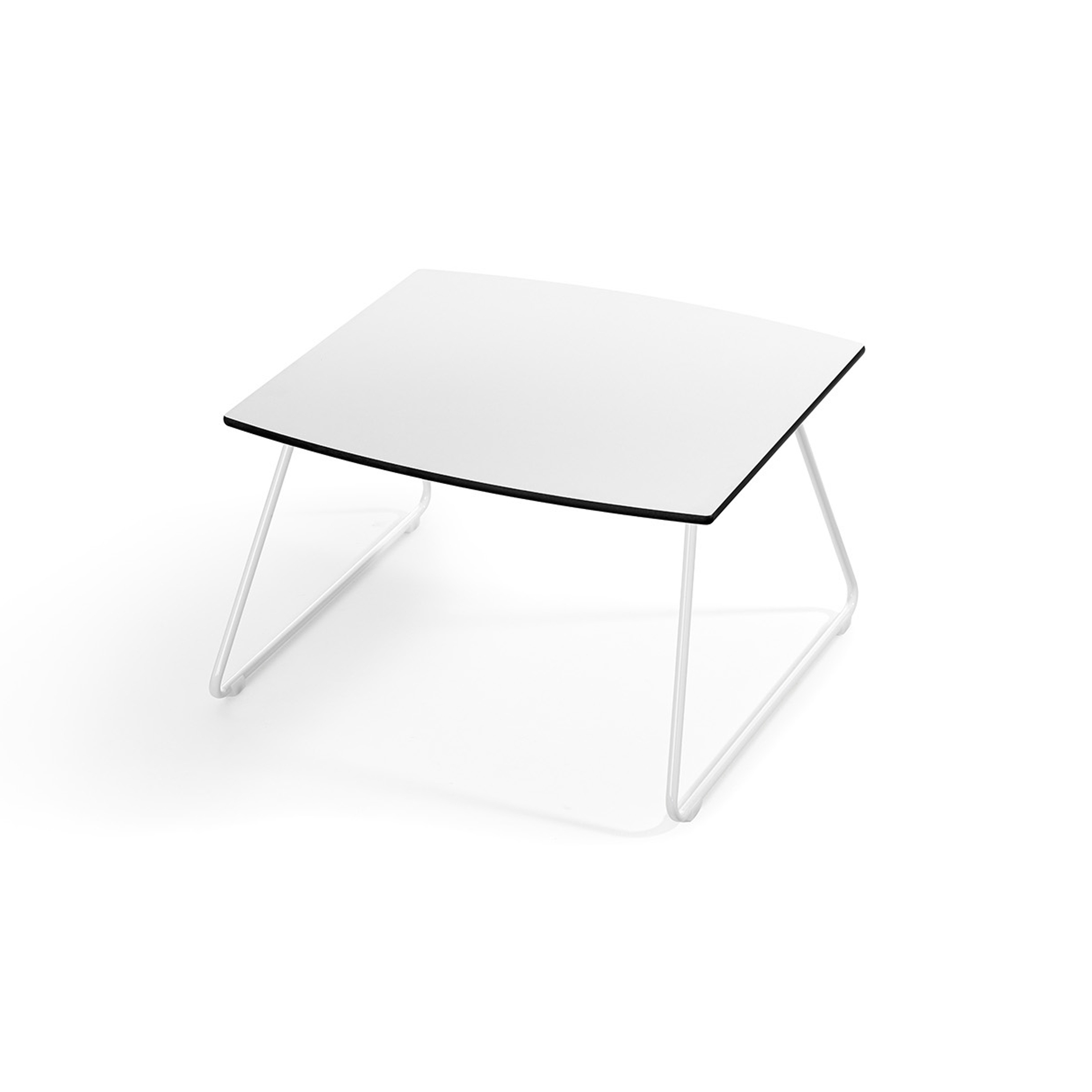 Display product Oh! table from manufacturer ENEA