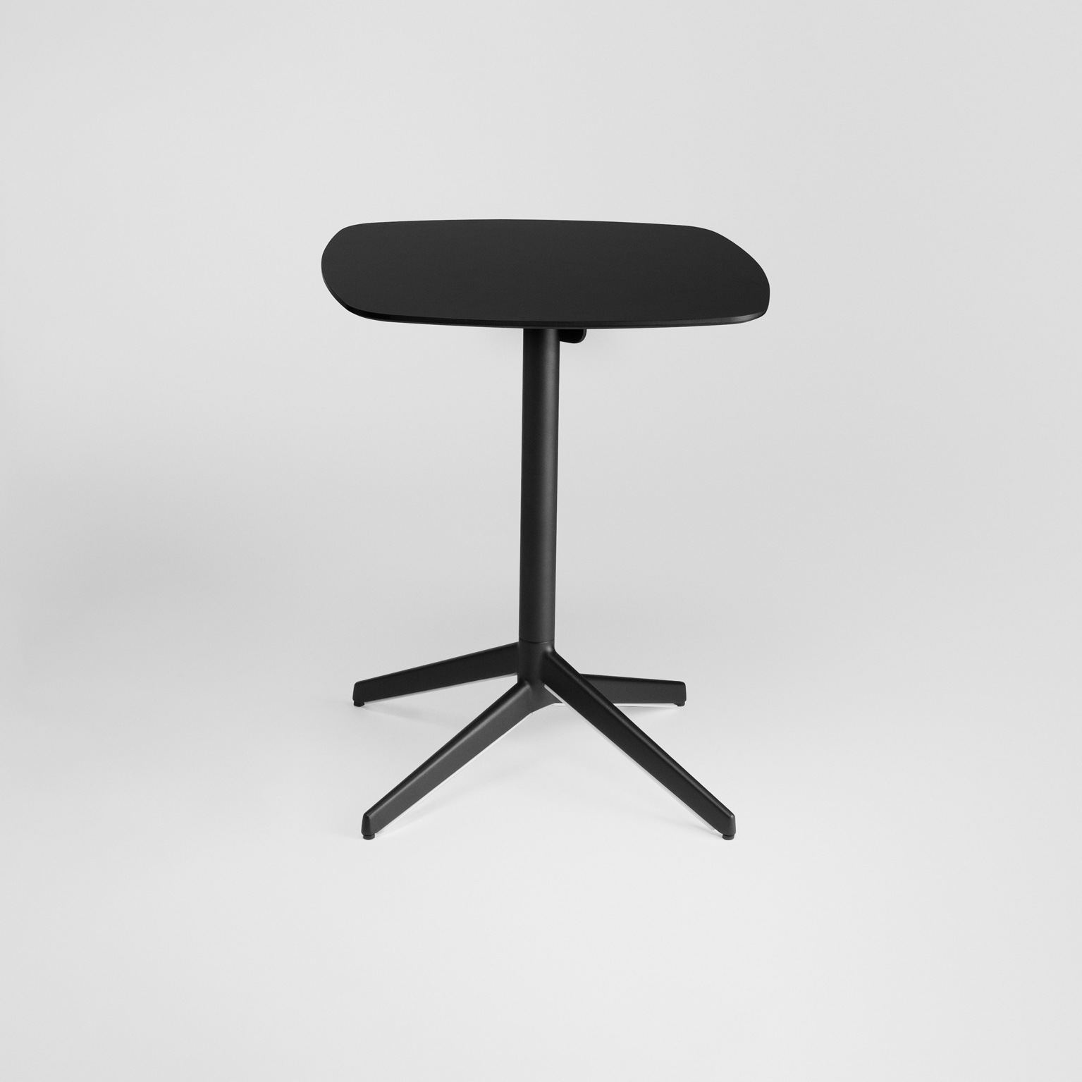 Display product Pile table from manufacturer ENEA