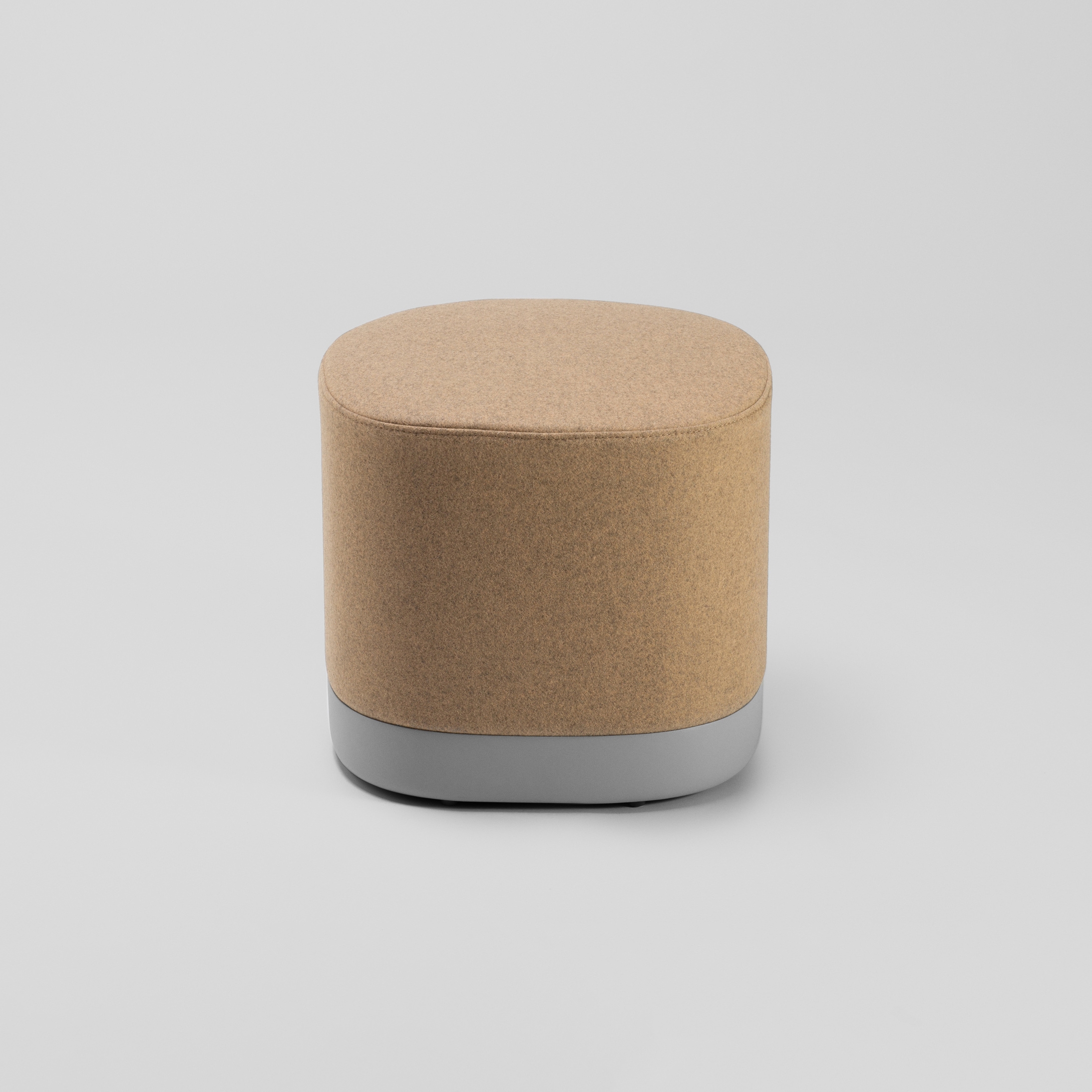 Puck pouf low