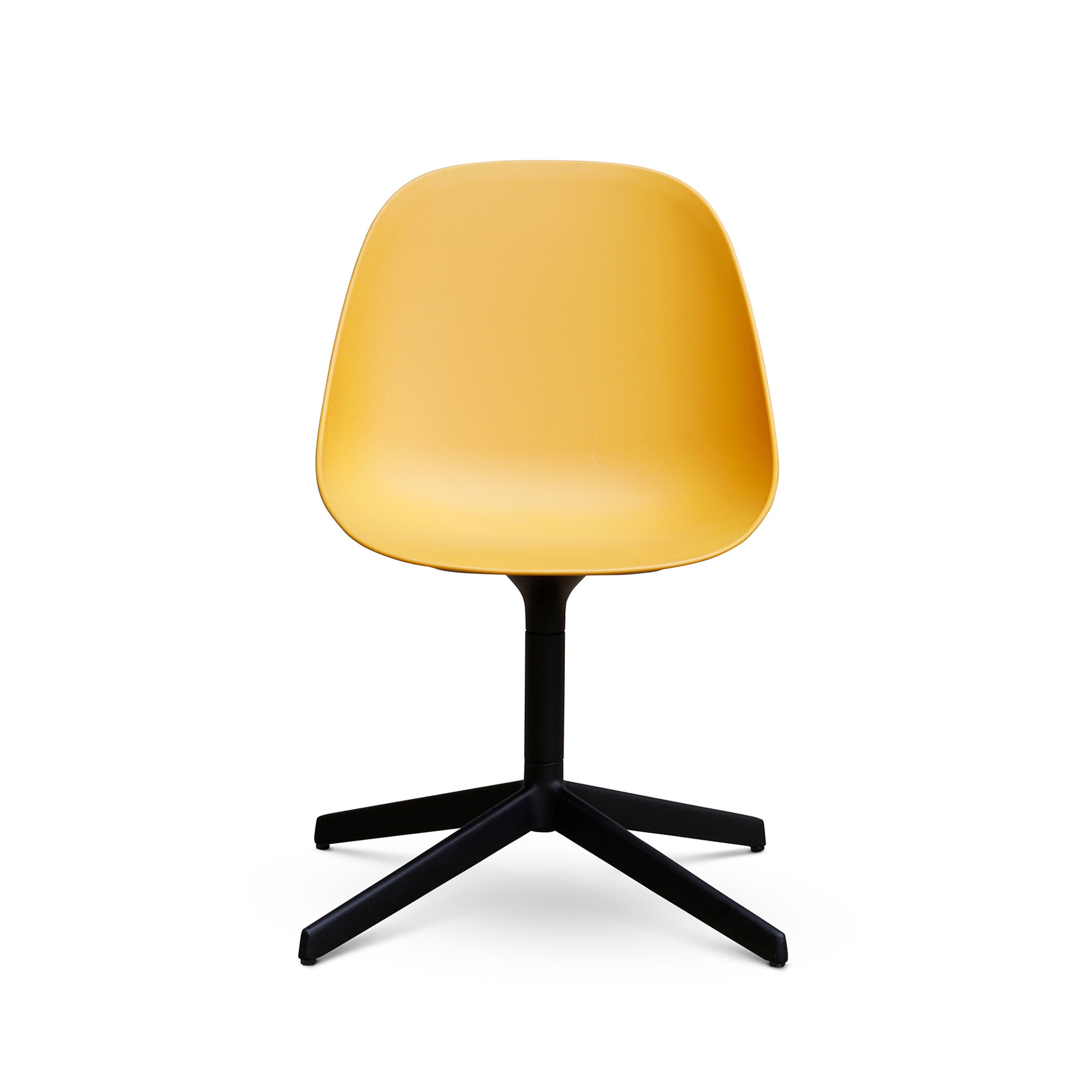 Display product Mate confident chair from manufacturer ENEA