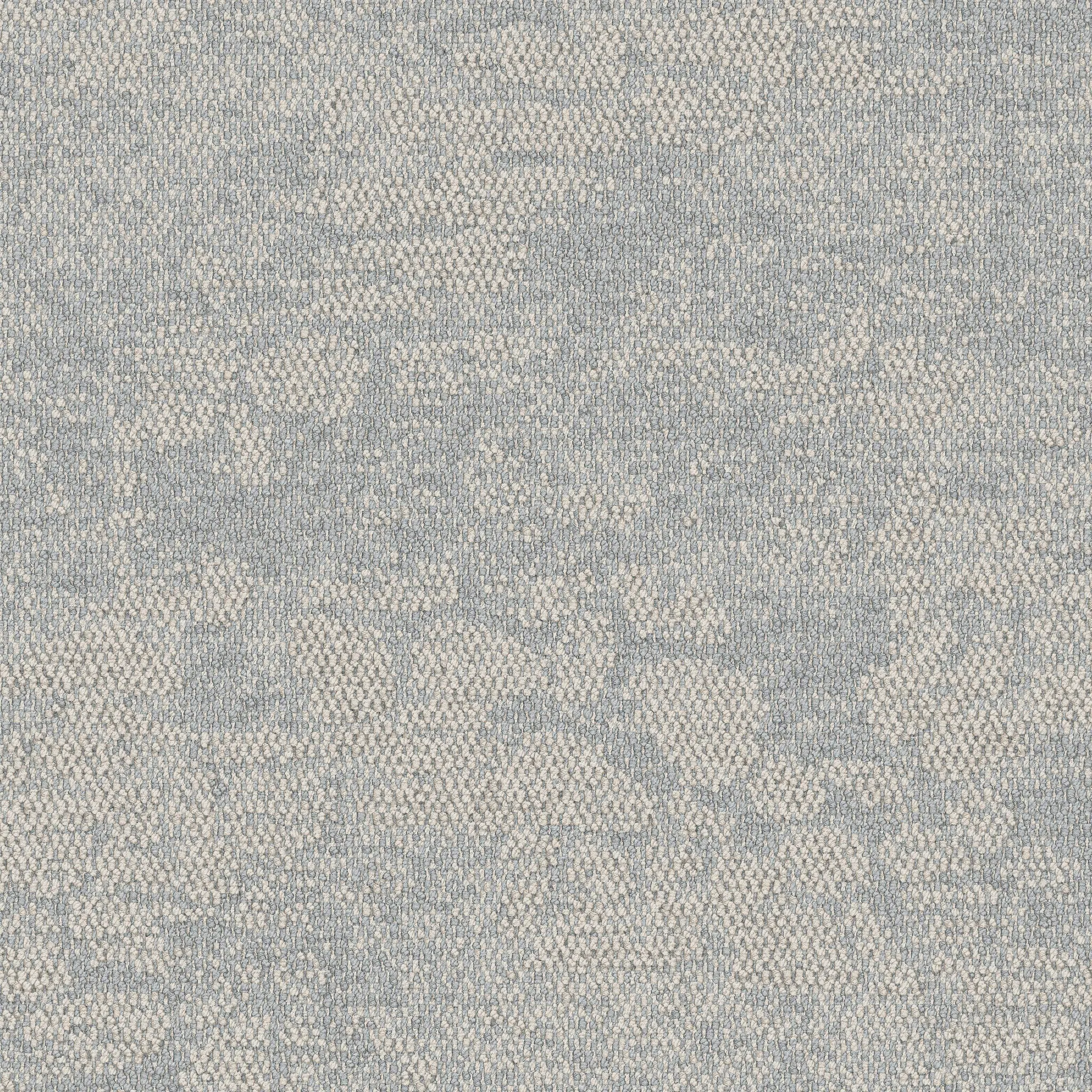 Interface - Escarpment 2525012 Freshwater Neutral