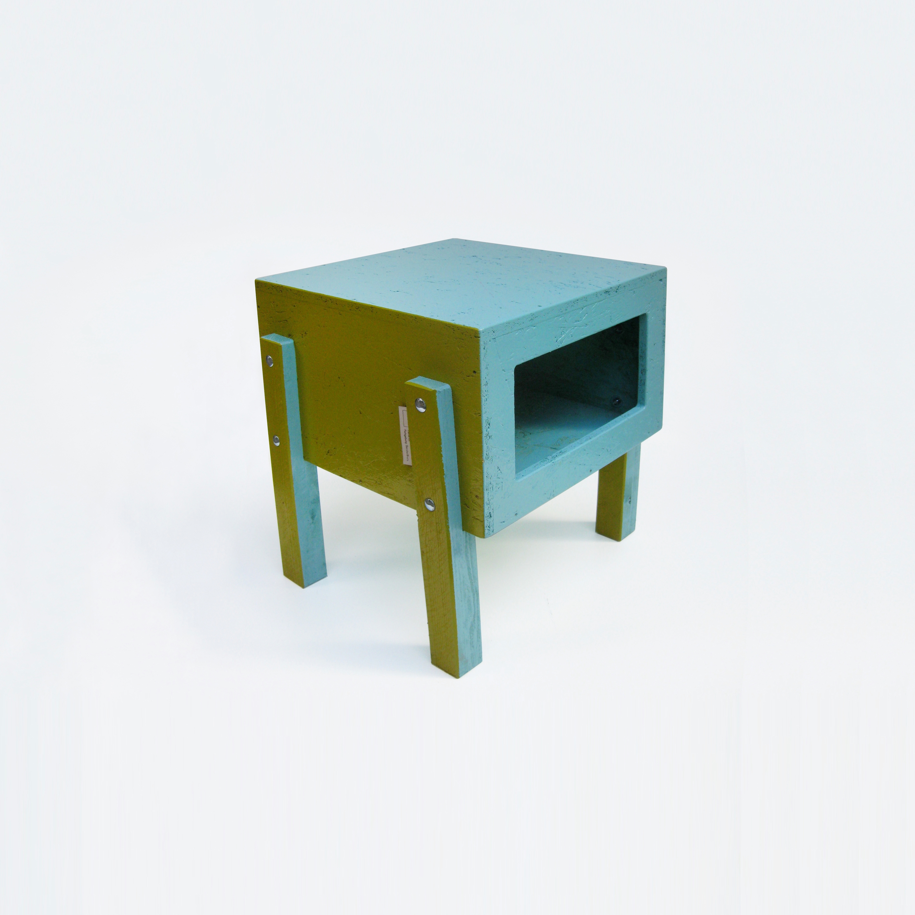 Afficher le produit Schweinchen Stool du fabricant Formfjord