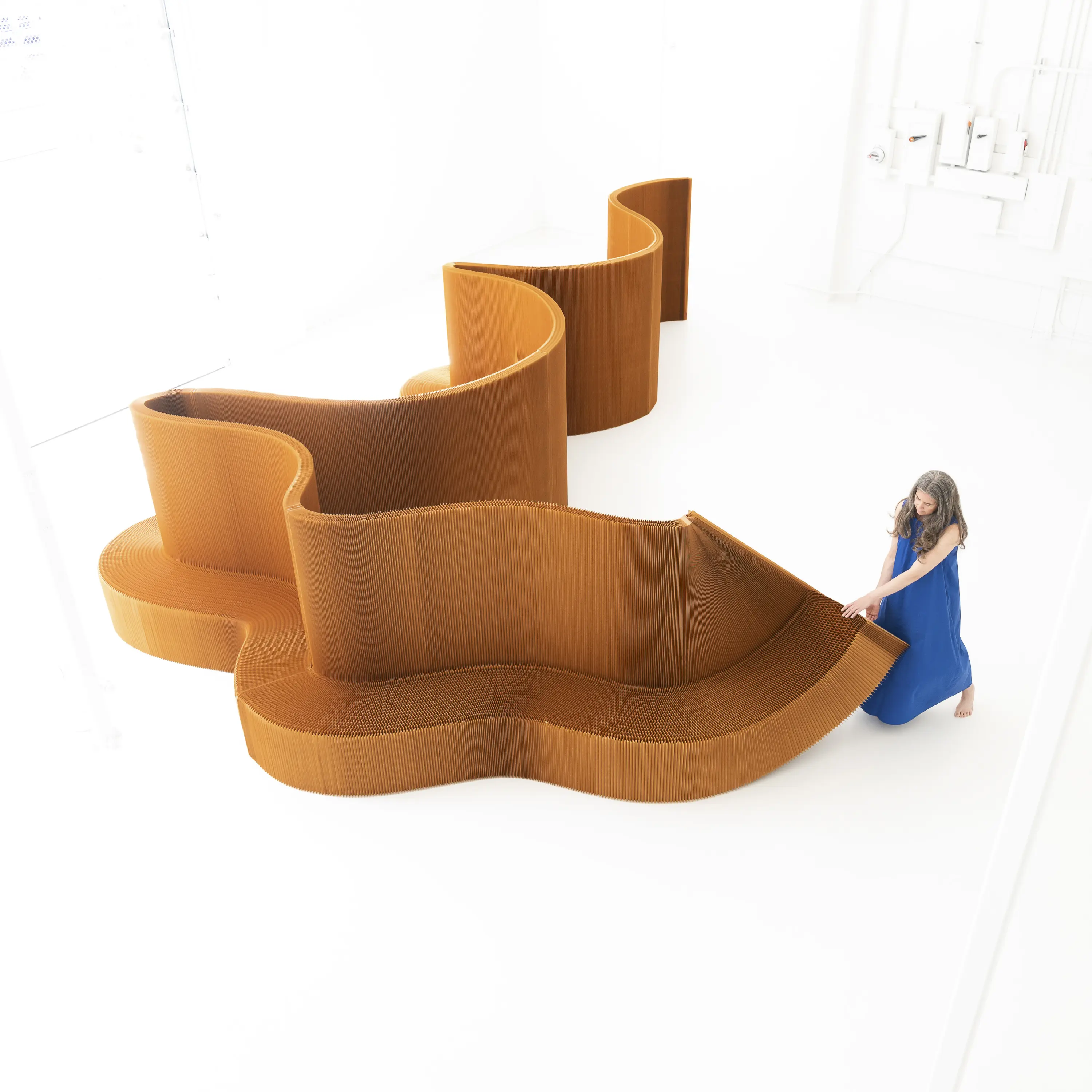molo - benchwall | high backed seating + room divider