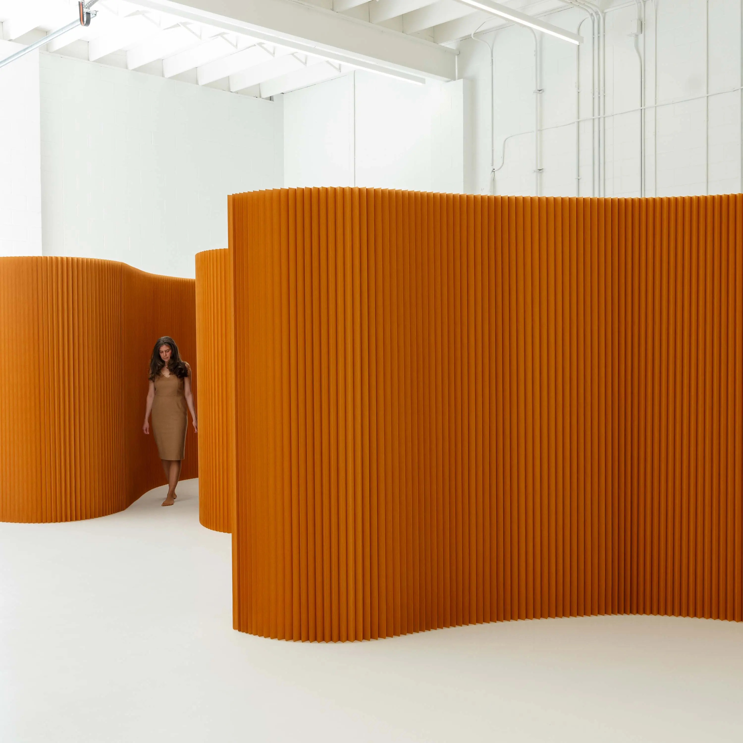 molo - paper softwall | flexible freestanding partition