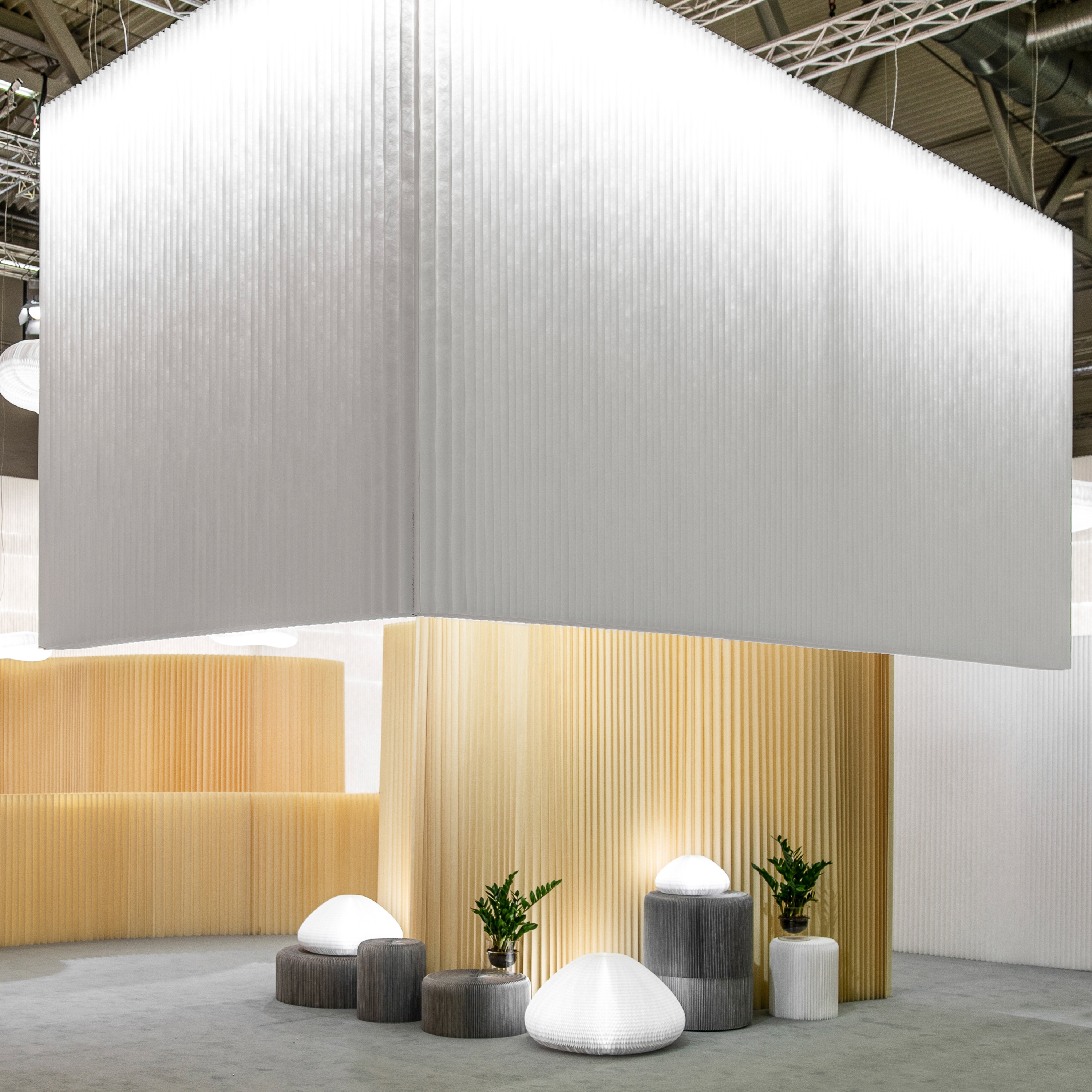 Produkt suspended softwall + softblock luminaires | luminous hanging partitions des Herstellers molo anzeigen