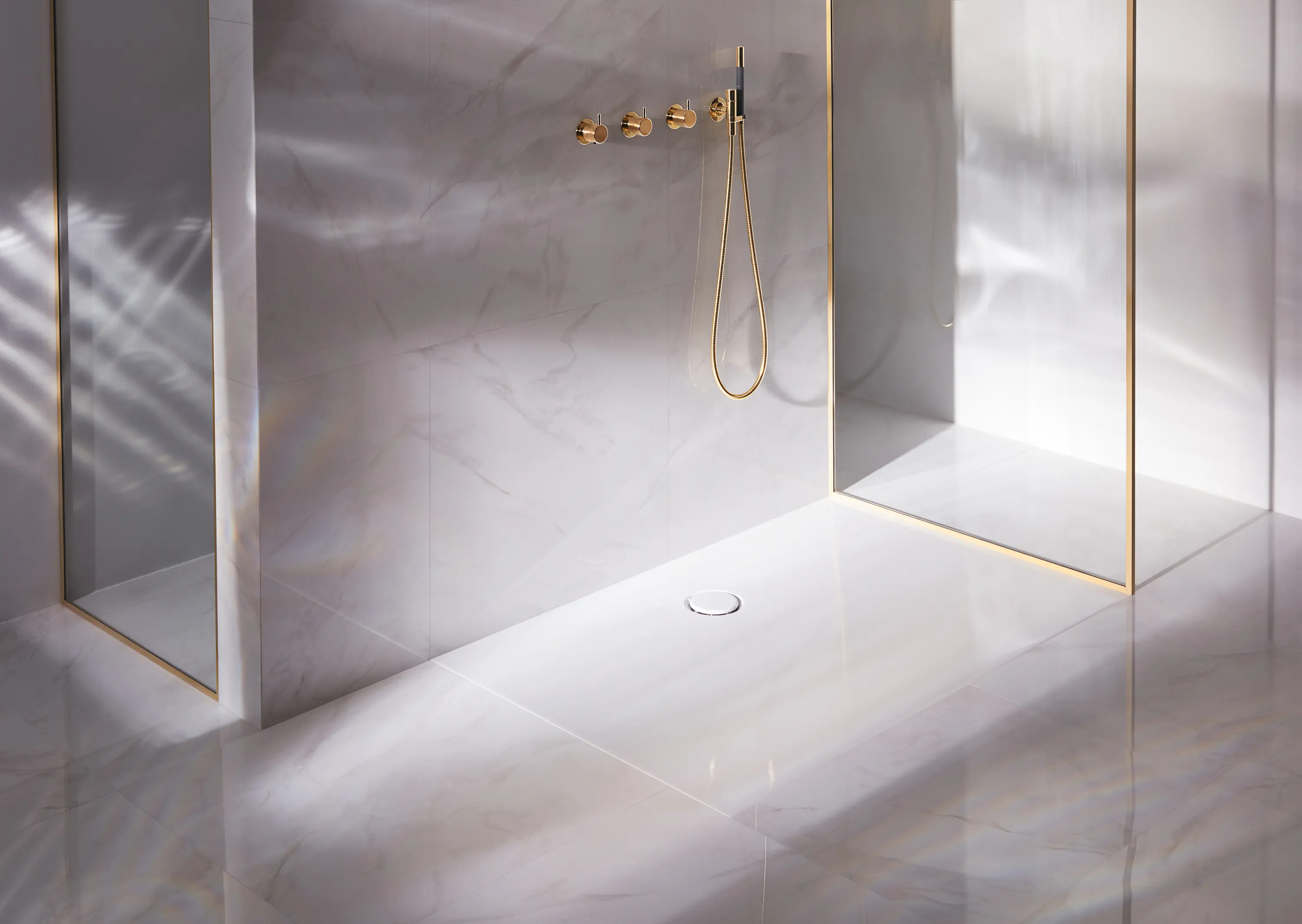 Bette - BetteFloor Side