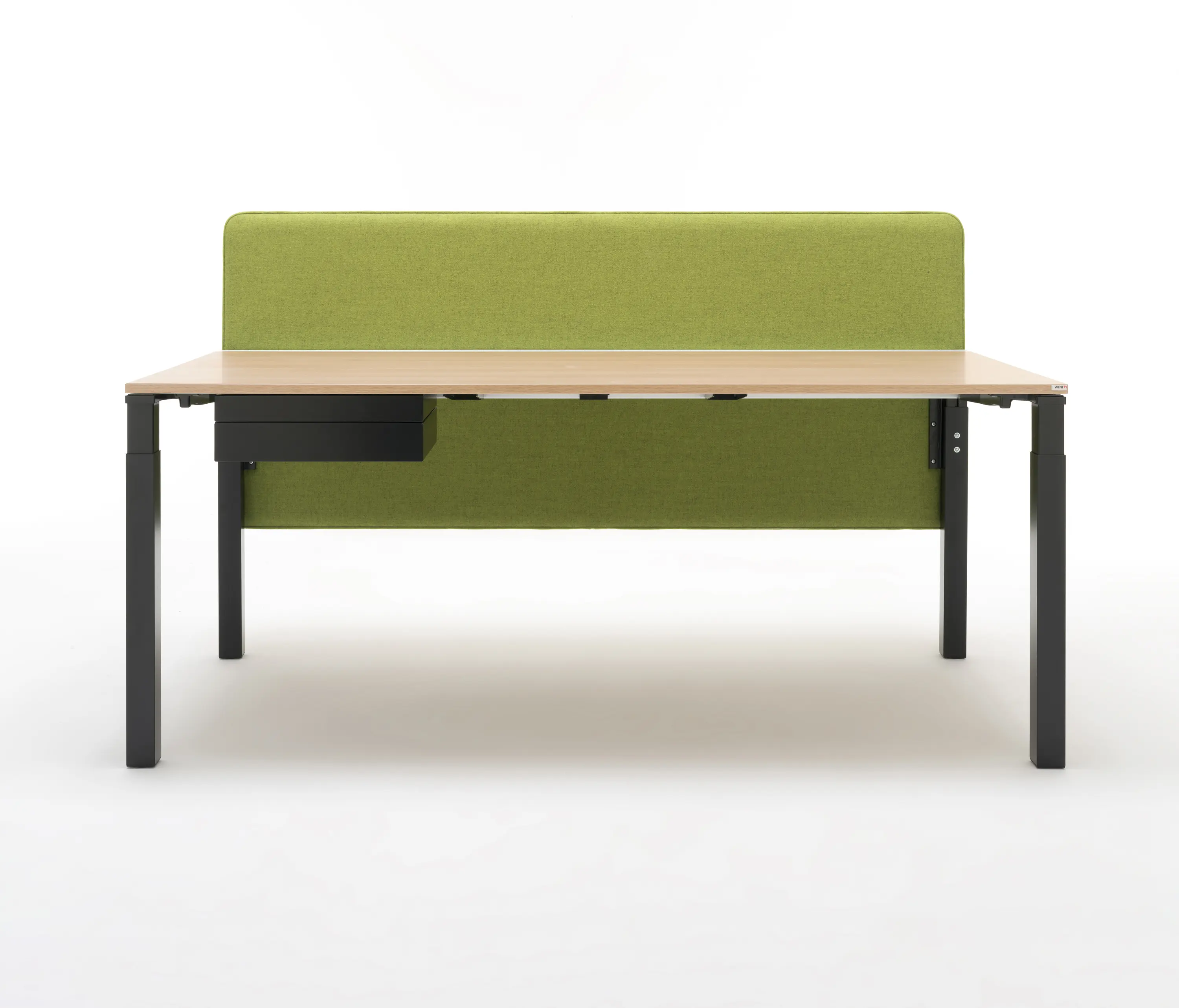 WINI Büromöbel - WINEA X | Dietro il tavolo