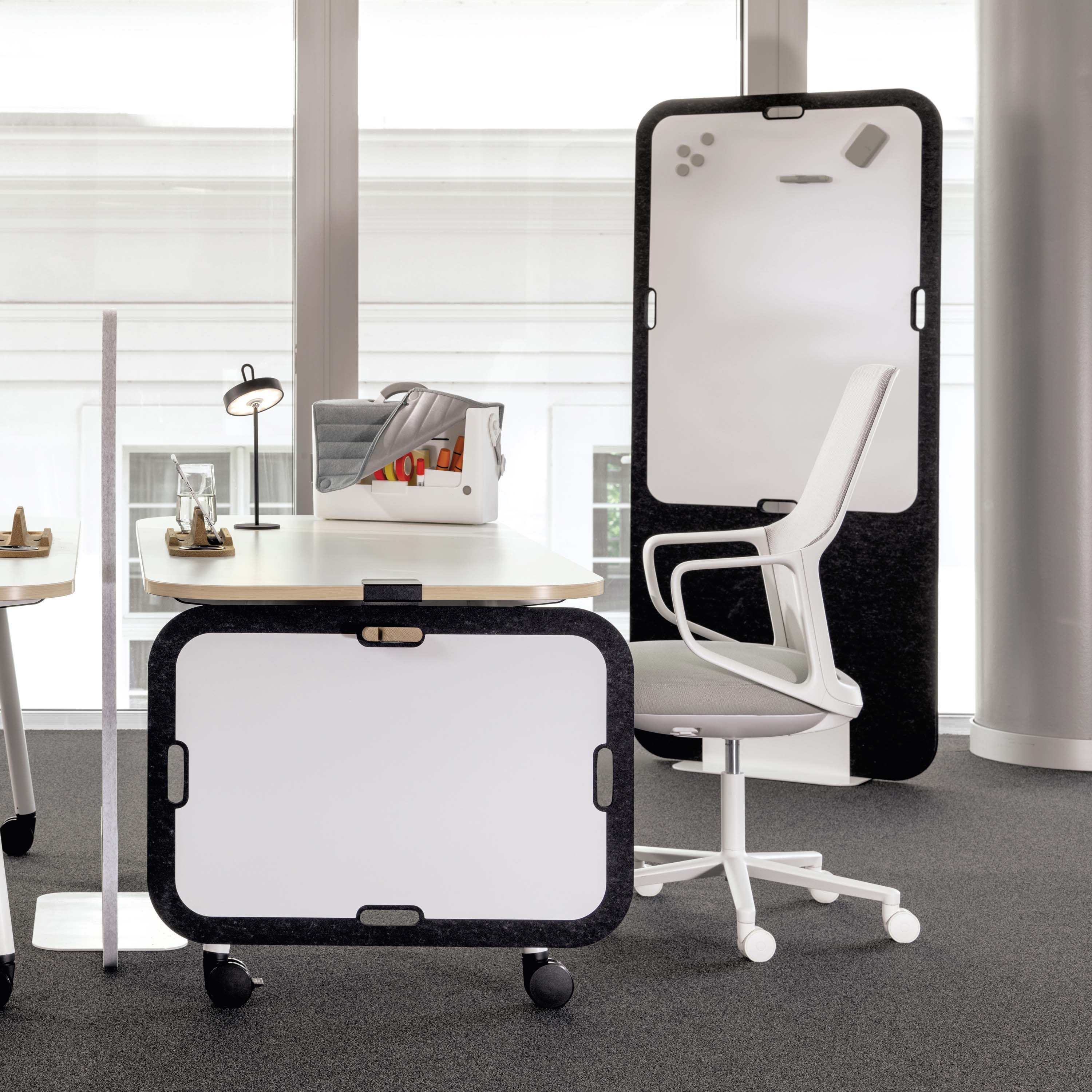 Display product WINEA FLEXUP | Panel upright from manufacturer WINI Büromöbel