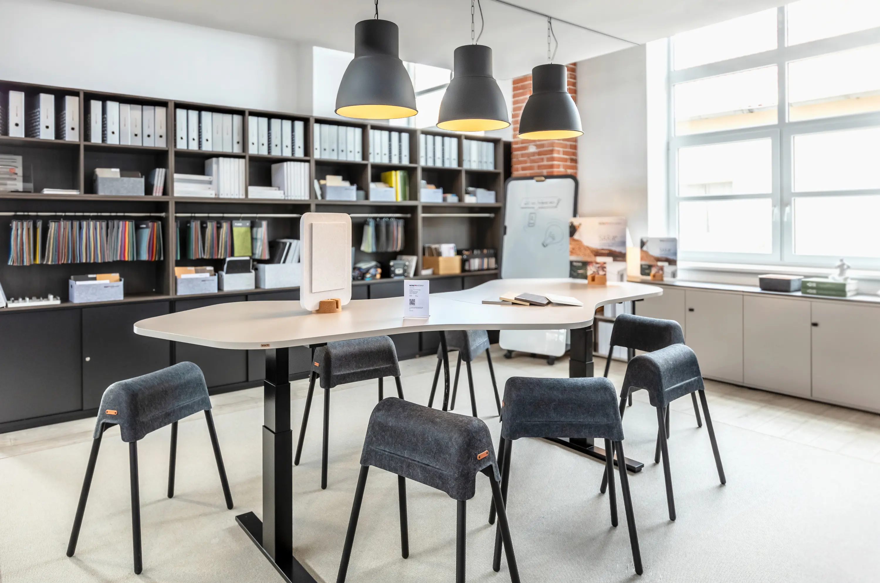 WINI Büromöbel - WINEA FLEXUP | Tabouret debout