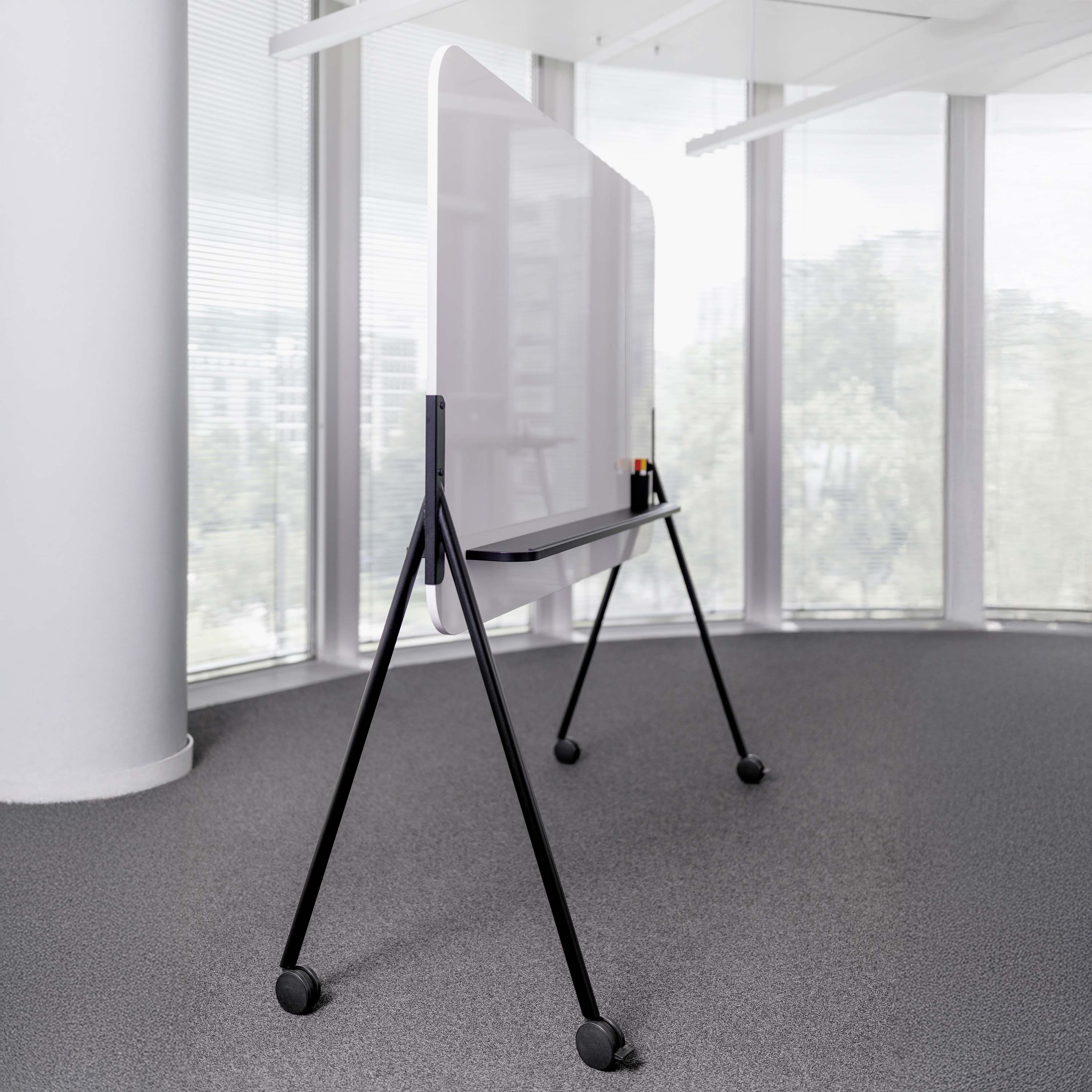 Display product WINEA FLEXUP | Whiteboardmobil from manufacturer WINI Büromöbel