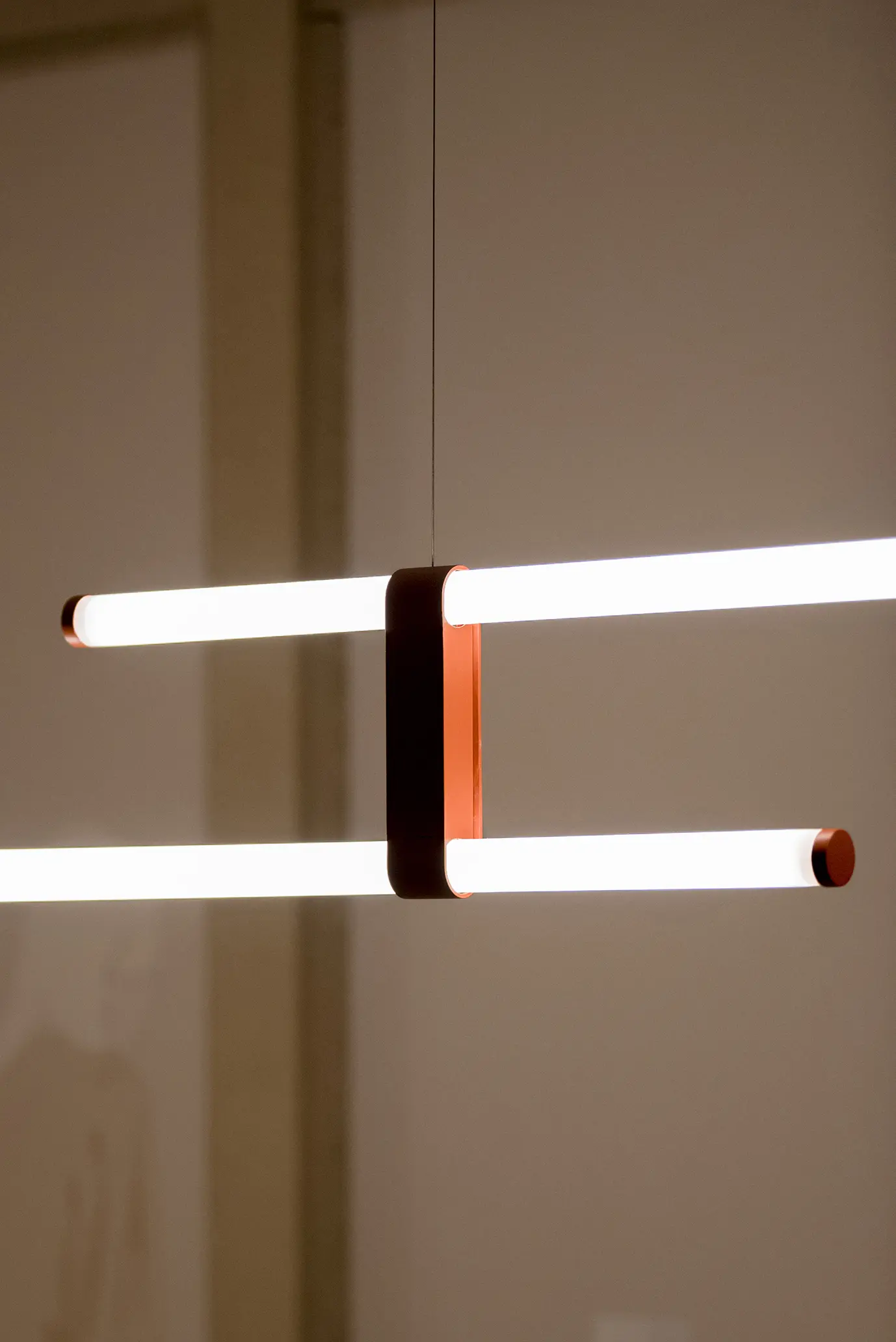 Axolight - Paralela horizontal suspension
