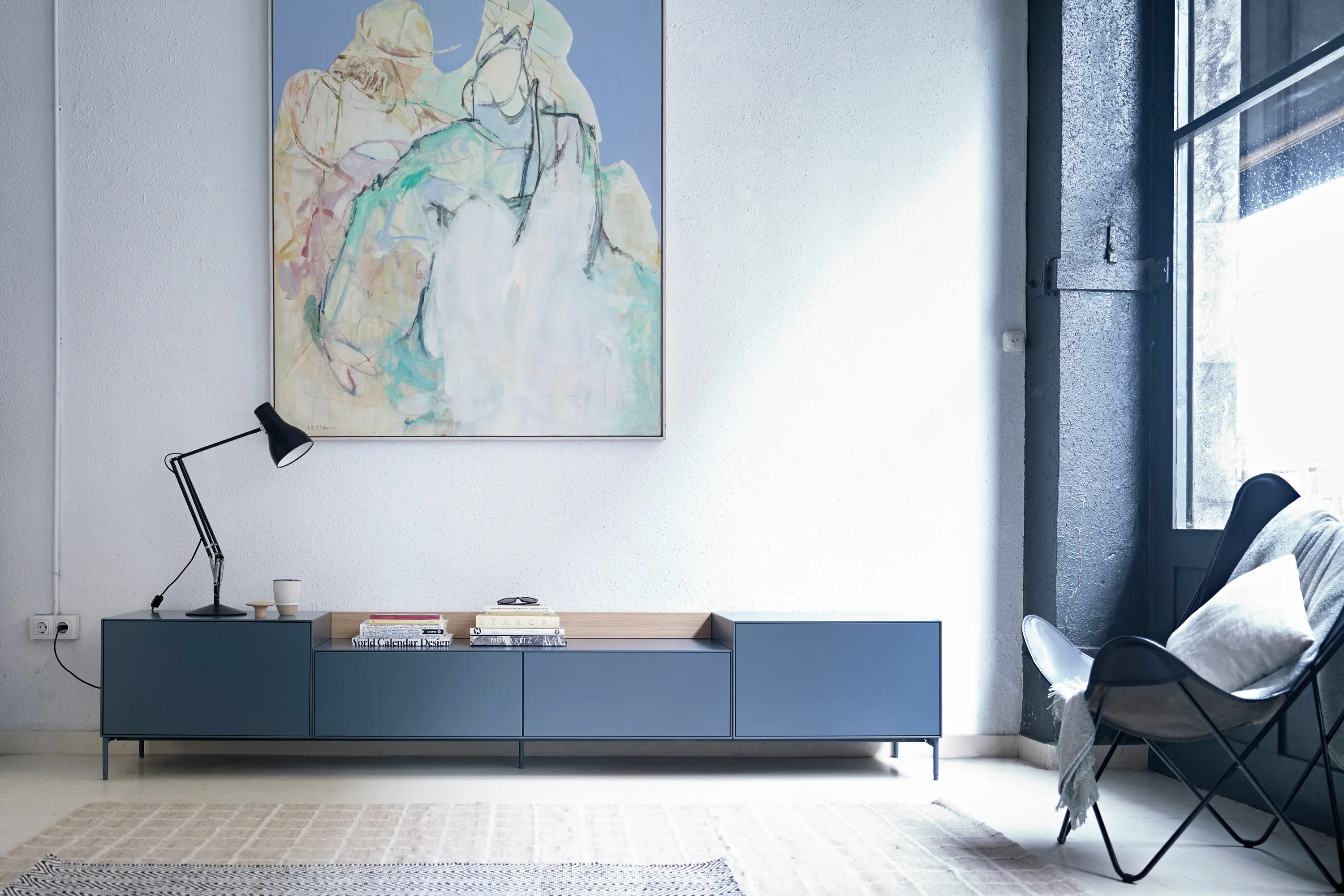 TREKU - Lauki TV Unit