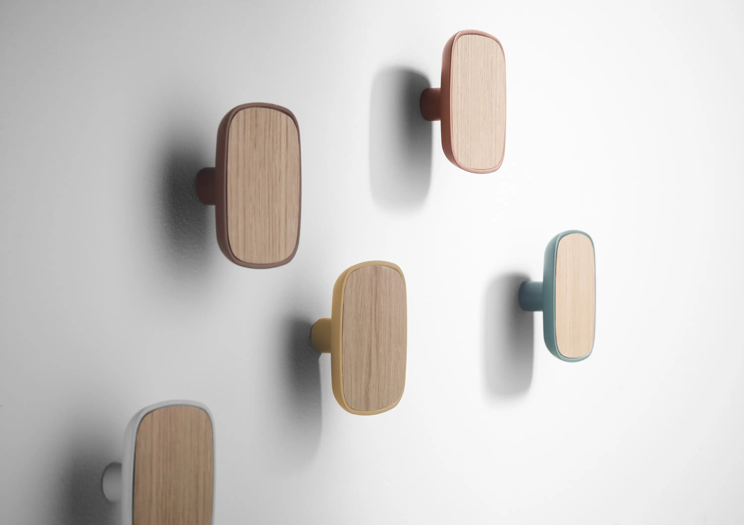 TREKU - Goi Coat Rack