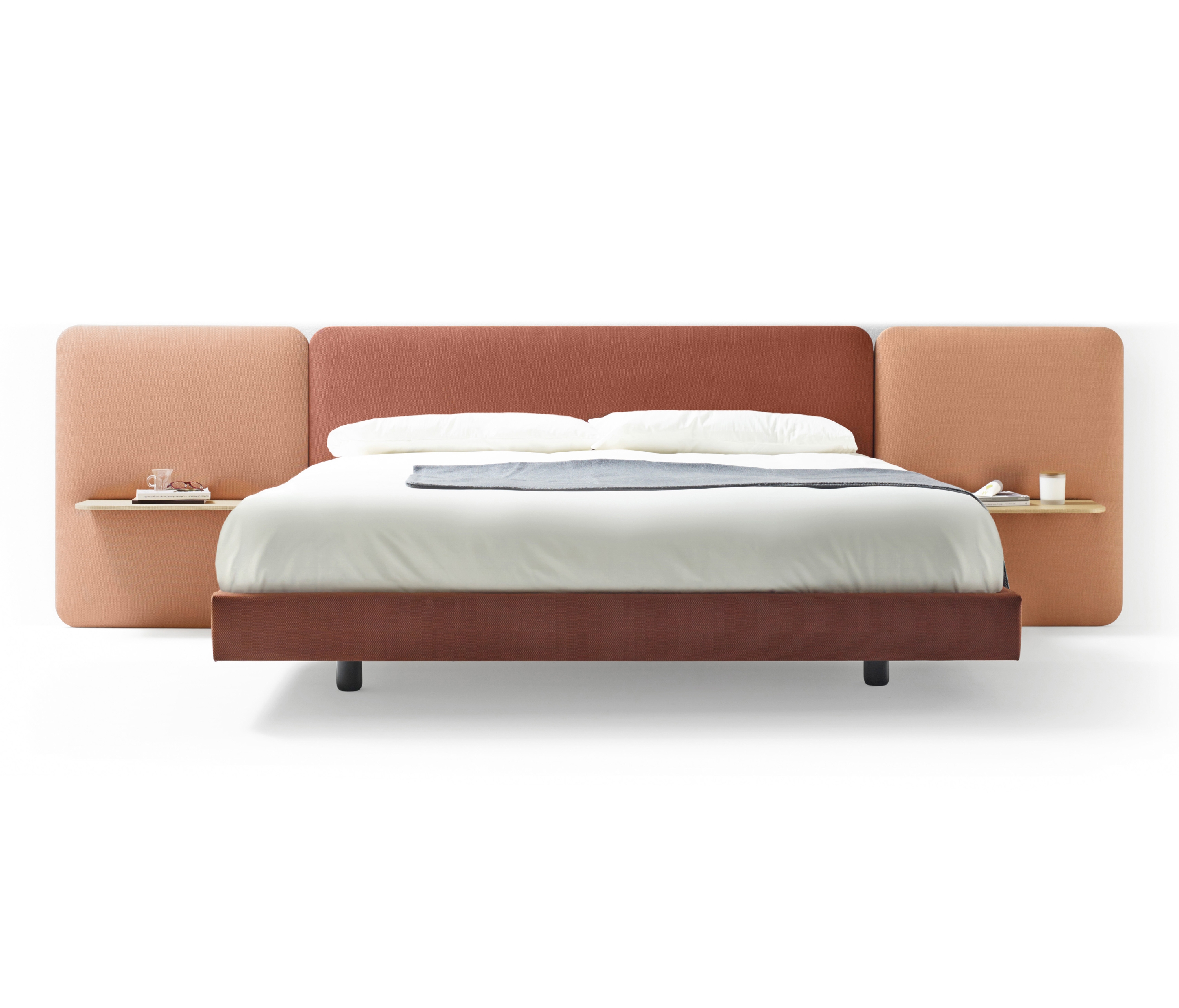 Display product Lota bed from manufacturer TREKU