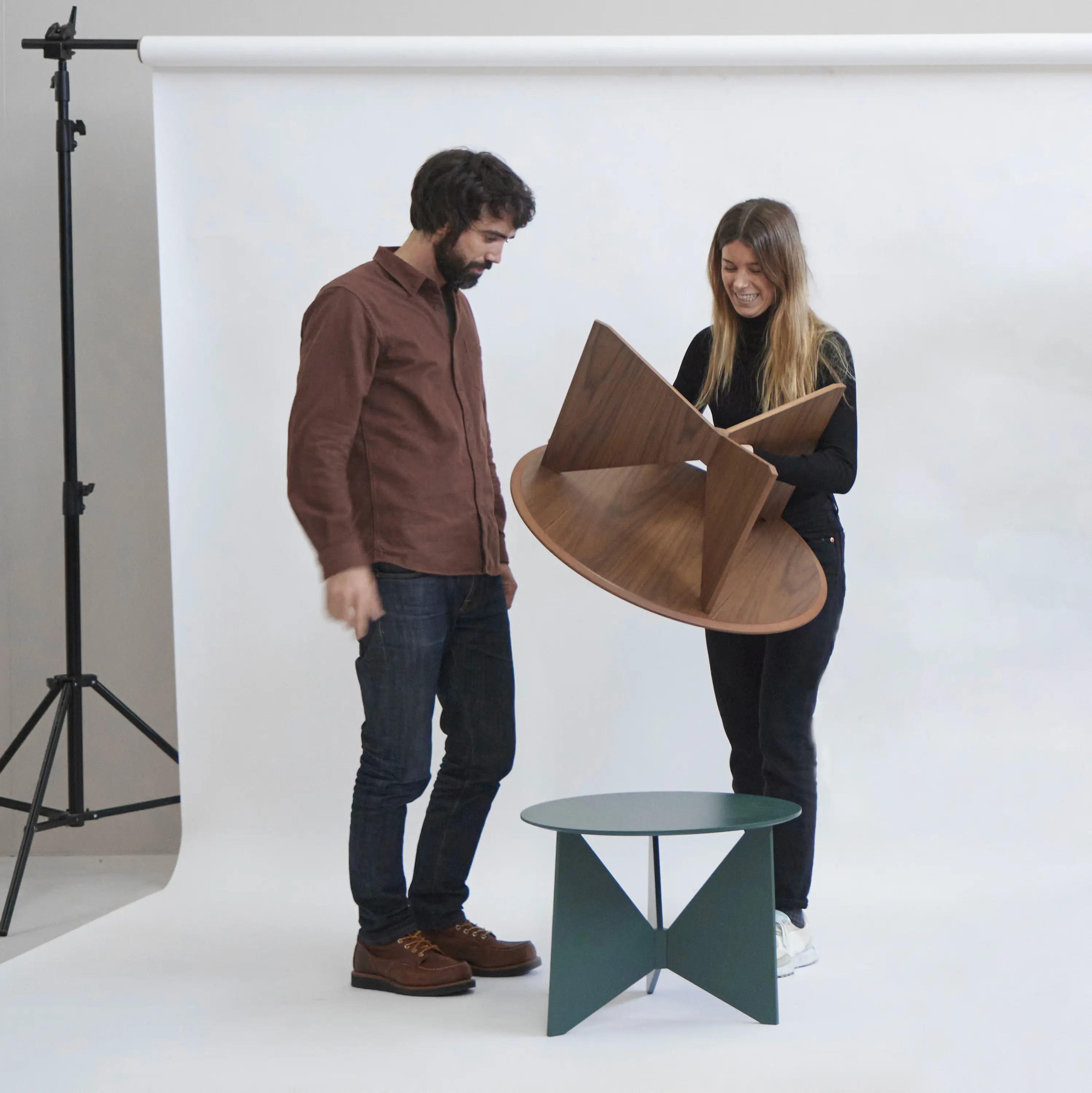 TREKU - Couch-Tisch Hiru