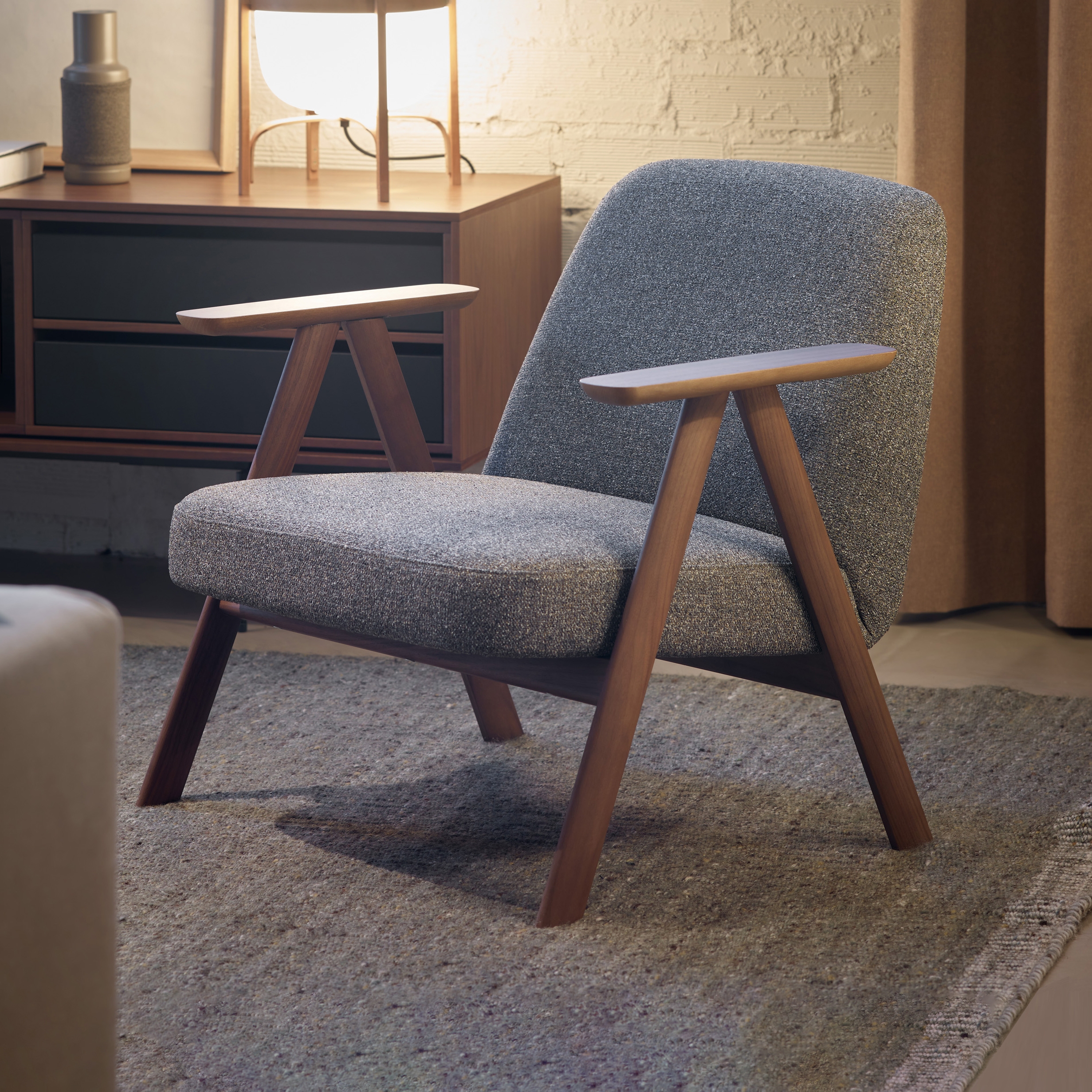 Leku Armchair
