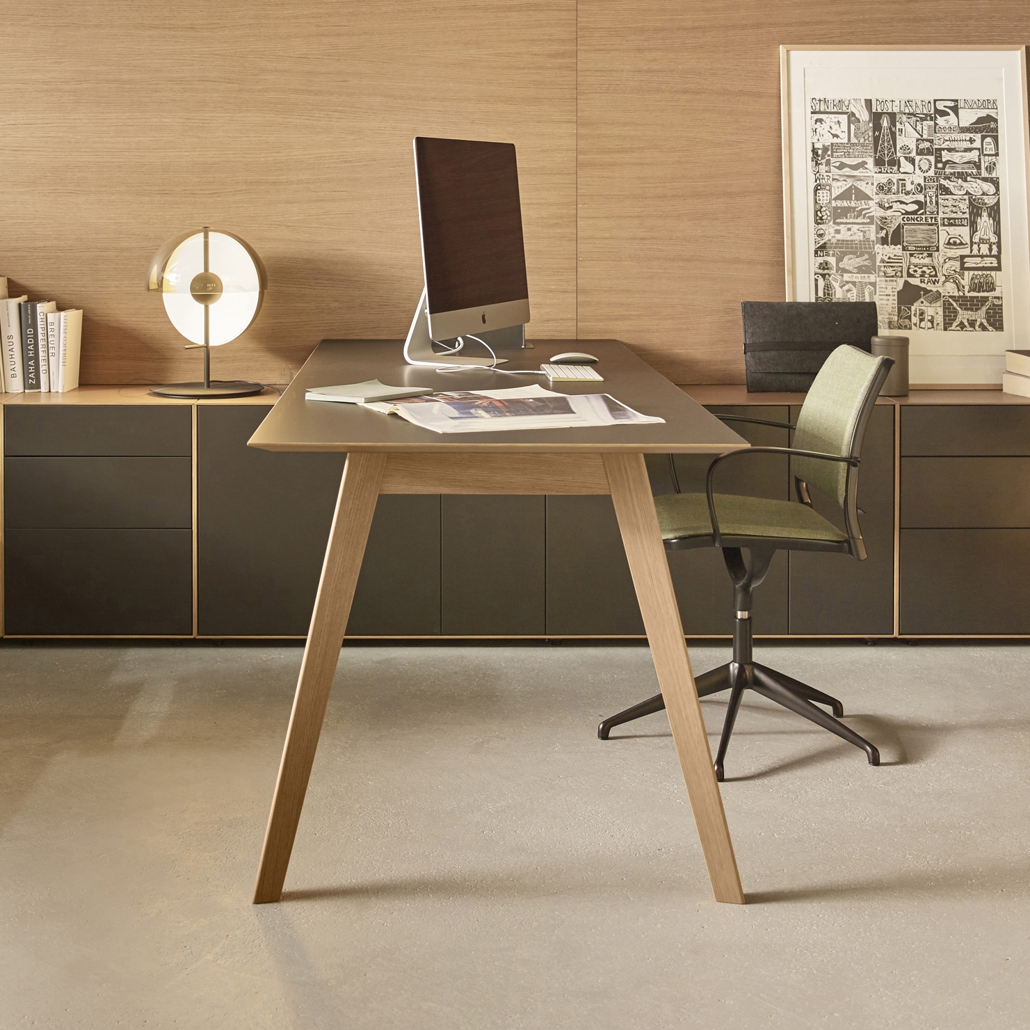 Display product Aise Executive Desking from manufacturer TREKU