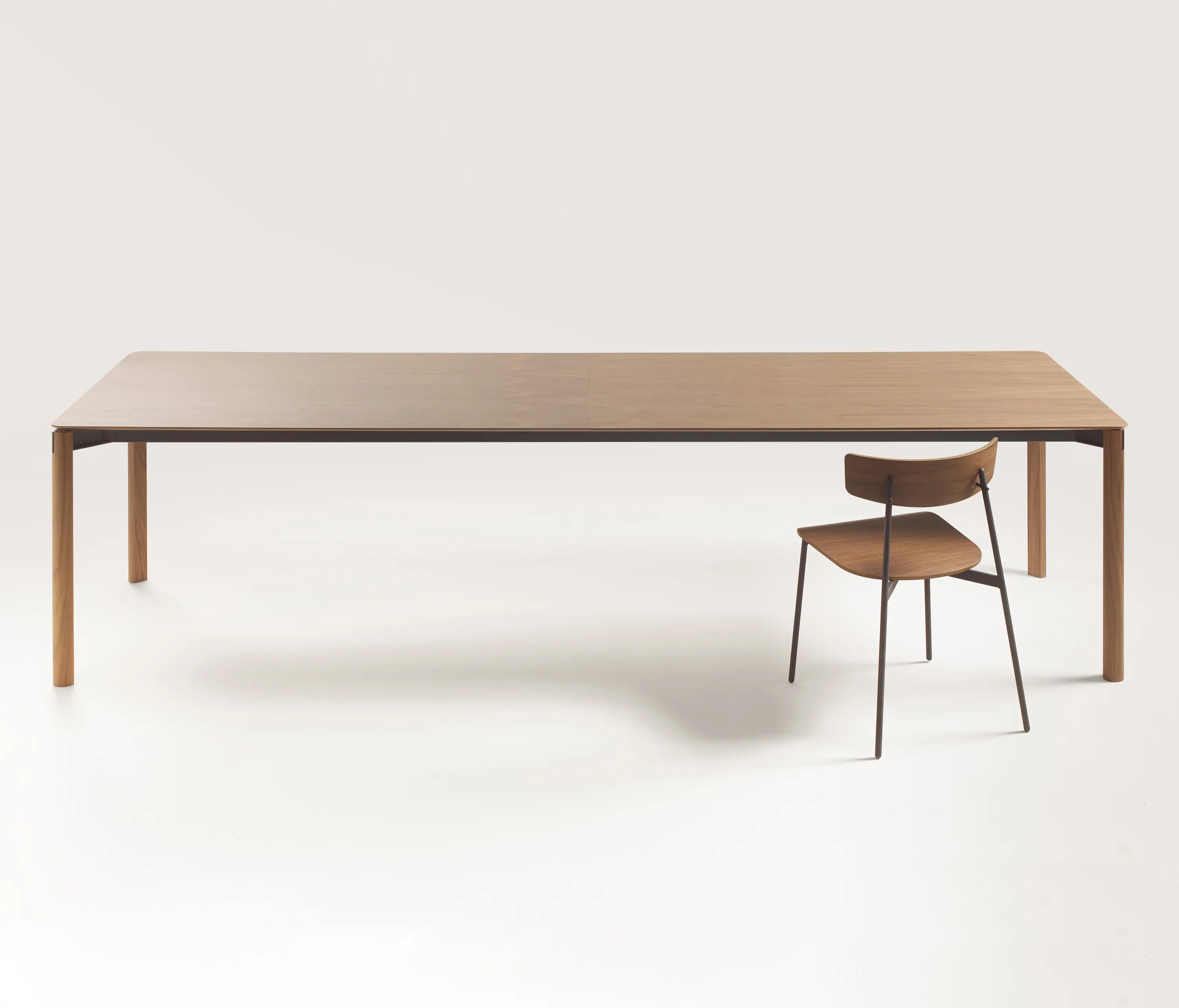 TREKU - Laga Desk