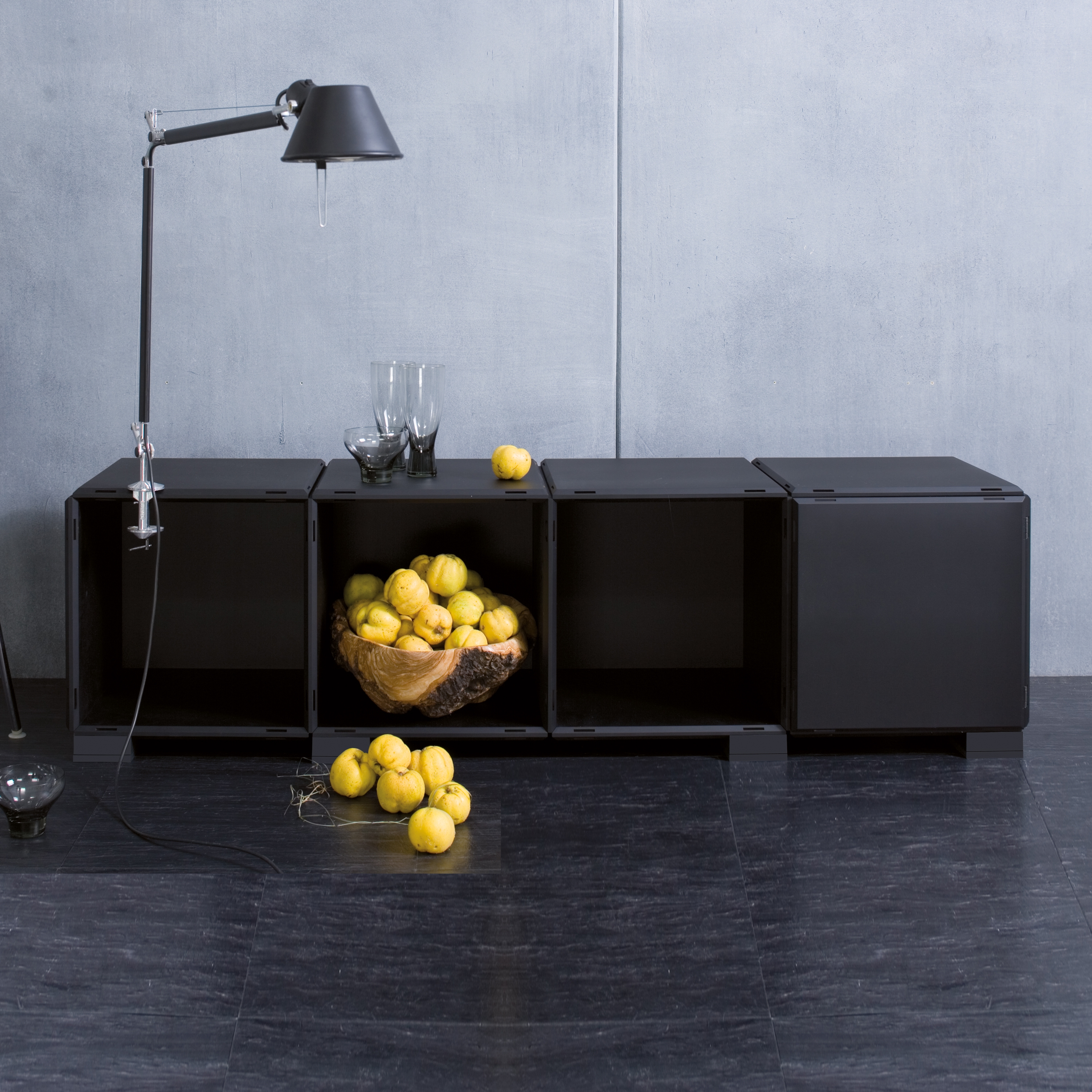 q18 _mat black