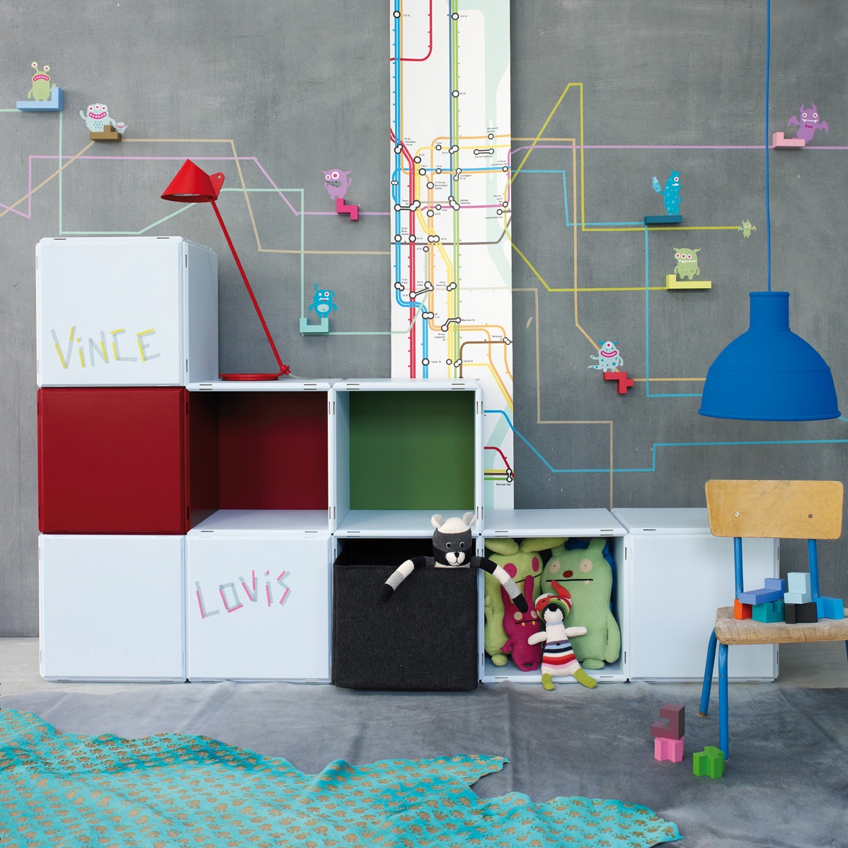 q18_Kinderzimmer_ice blue_high red