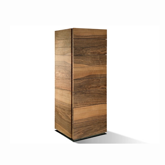 Afficher le produit Tall chest-of-drawers du fabricant Dessiè