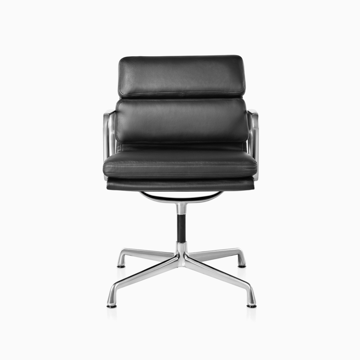 Mostra il prodotto Eames Soft Pad Side Chair del produttore Herman Miller