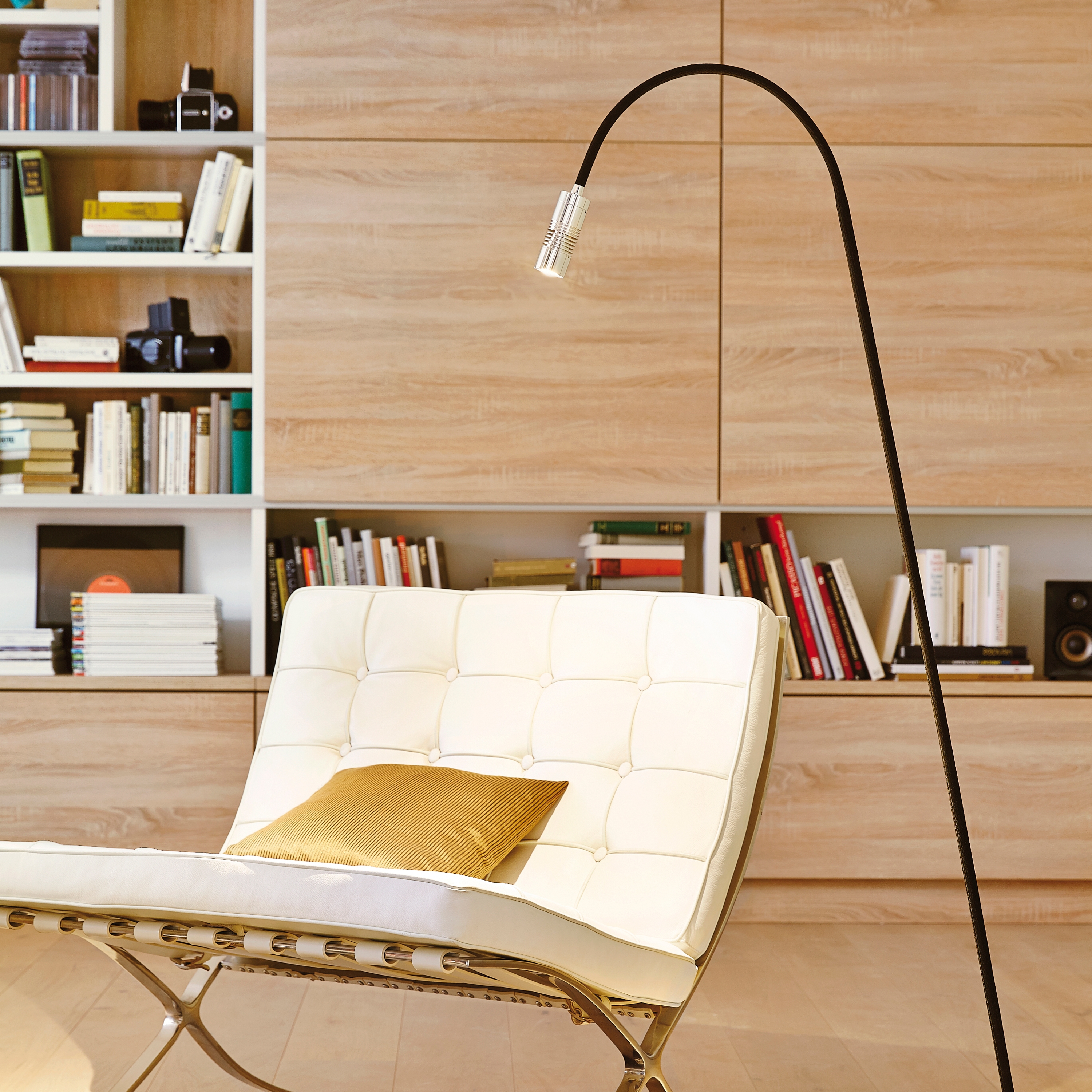 FLOOR LUMINAIRES