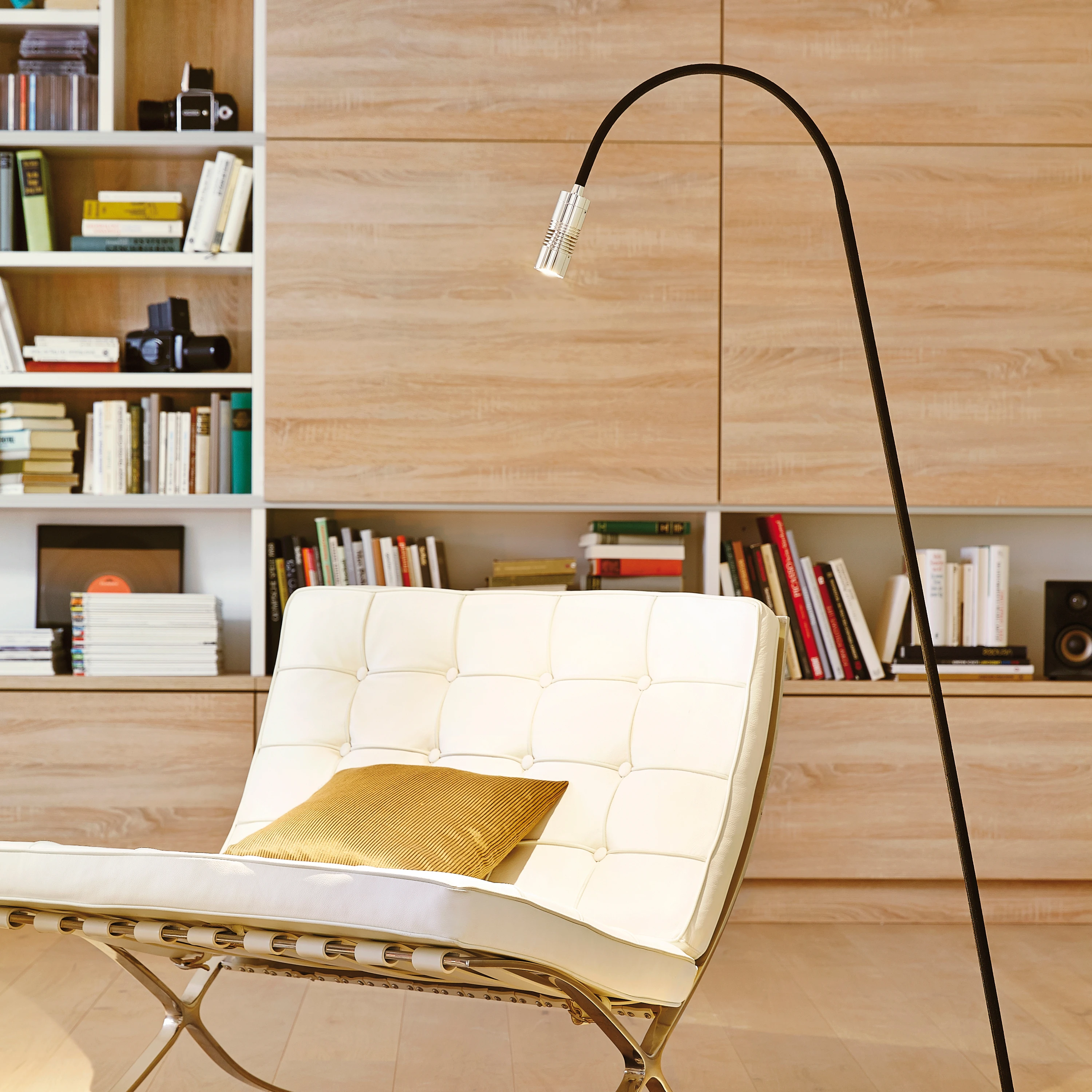 FLOOR LUMINAIRES